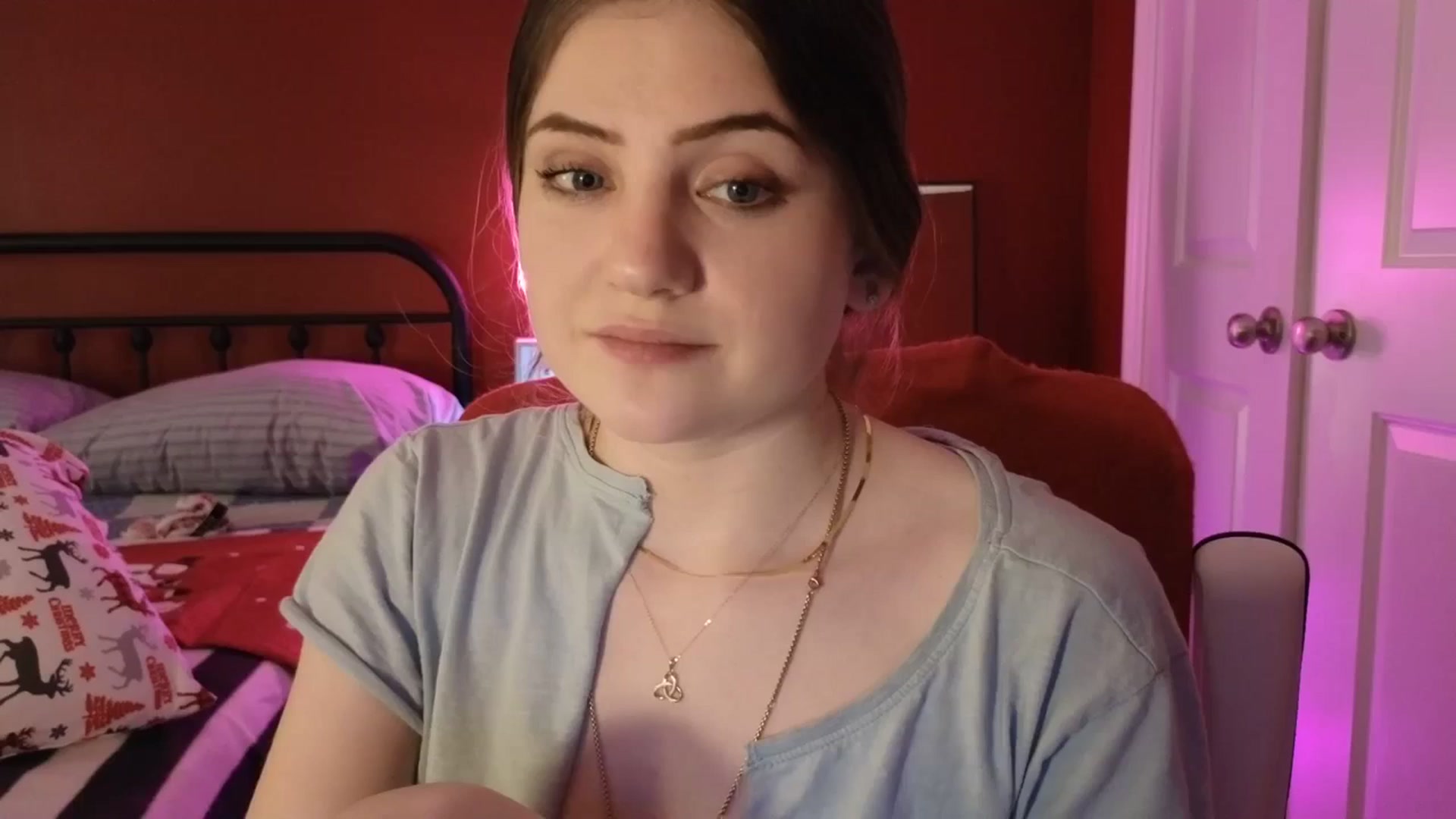 Gallery image thumbnail from AmberPeach's myfreecams stream on, 01/11/2024, 24:18 image 20 of 20