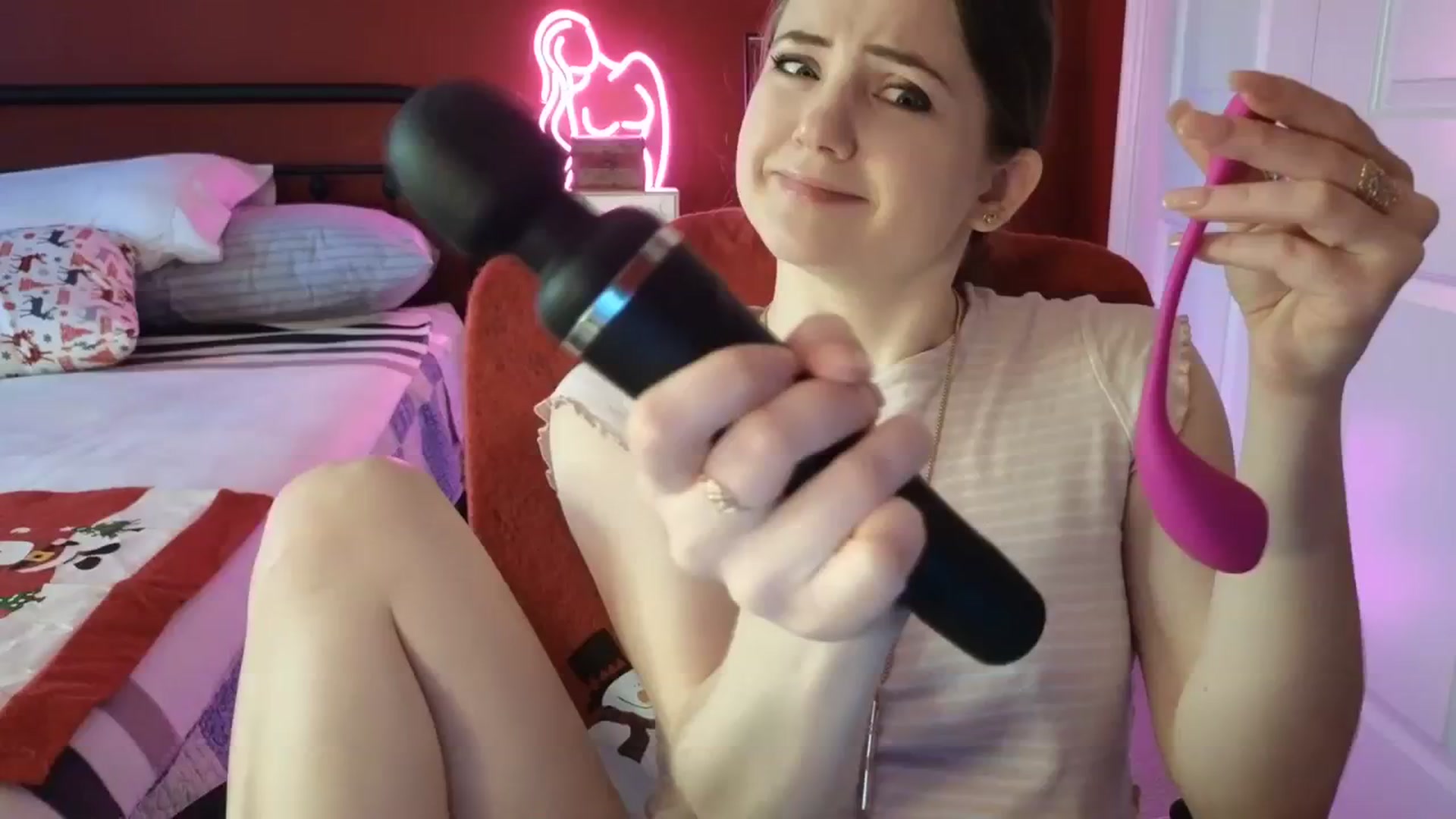 Gallery image thumbnail from AmberPeach's myfreecams stream on, 01/11/2024, 22:37 image 1 of 20