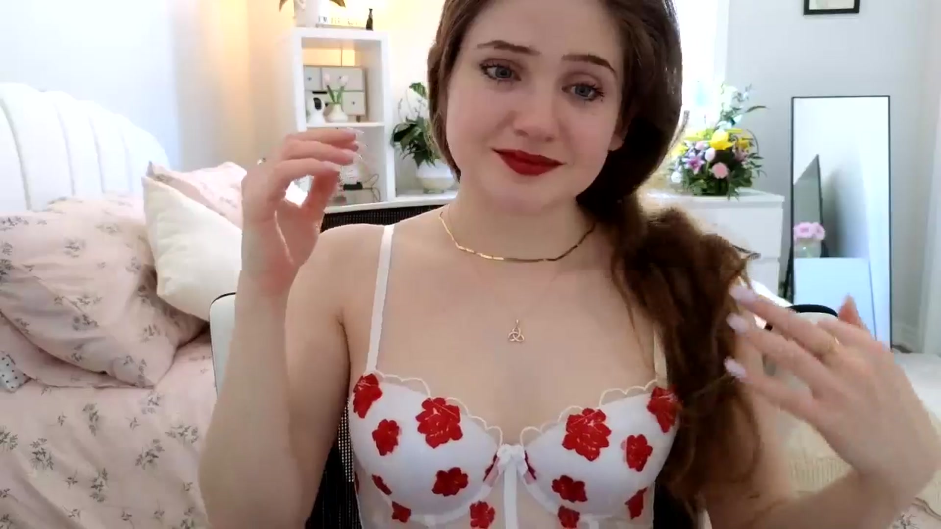 Gallery image thumbnail from AmberPeach's myfreecams stream on, 05/02/2024, 19:44 image 13 of 20