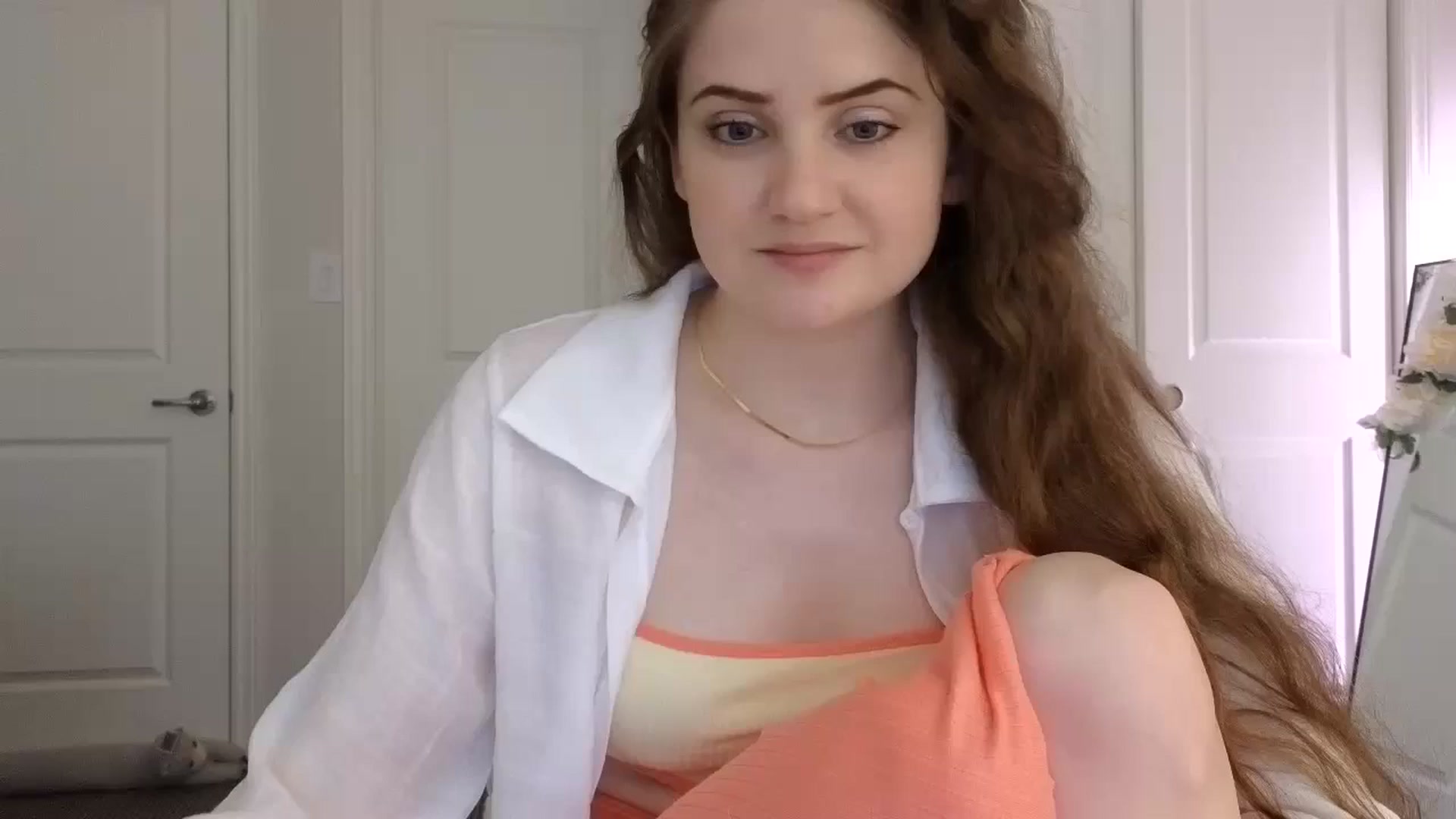 Gallery image thumbnail from AmberPeach's myfreecams stream on, 09/17/2024, 04:50 image 1 of 20