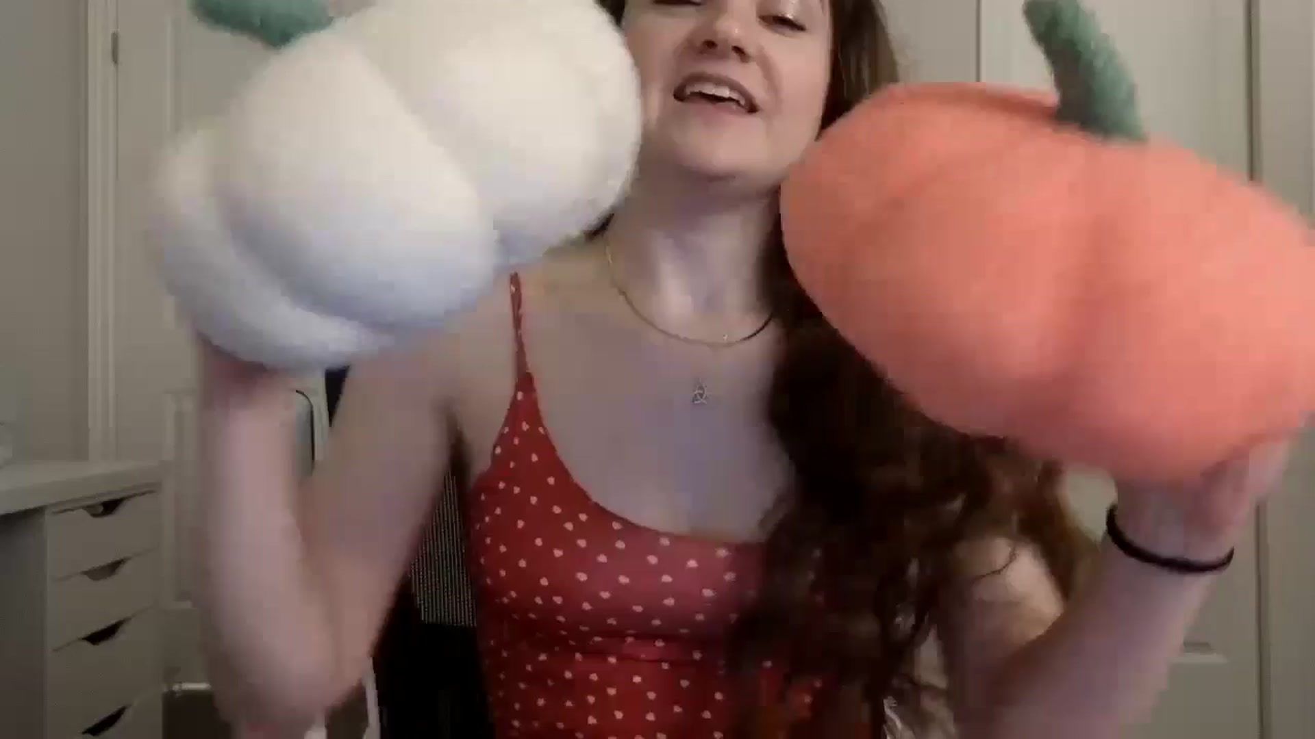 Gallery image thumbnail from AmberPeach's myfreecams stream on, 10/02/2024, 24:52 image 8 of 20