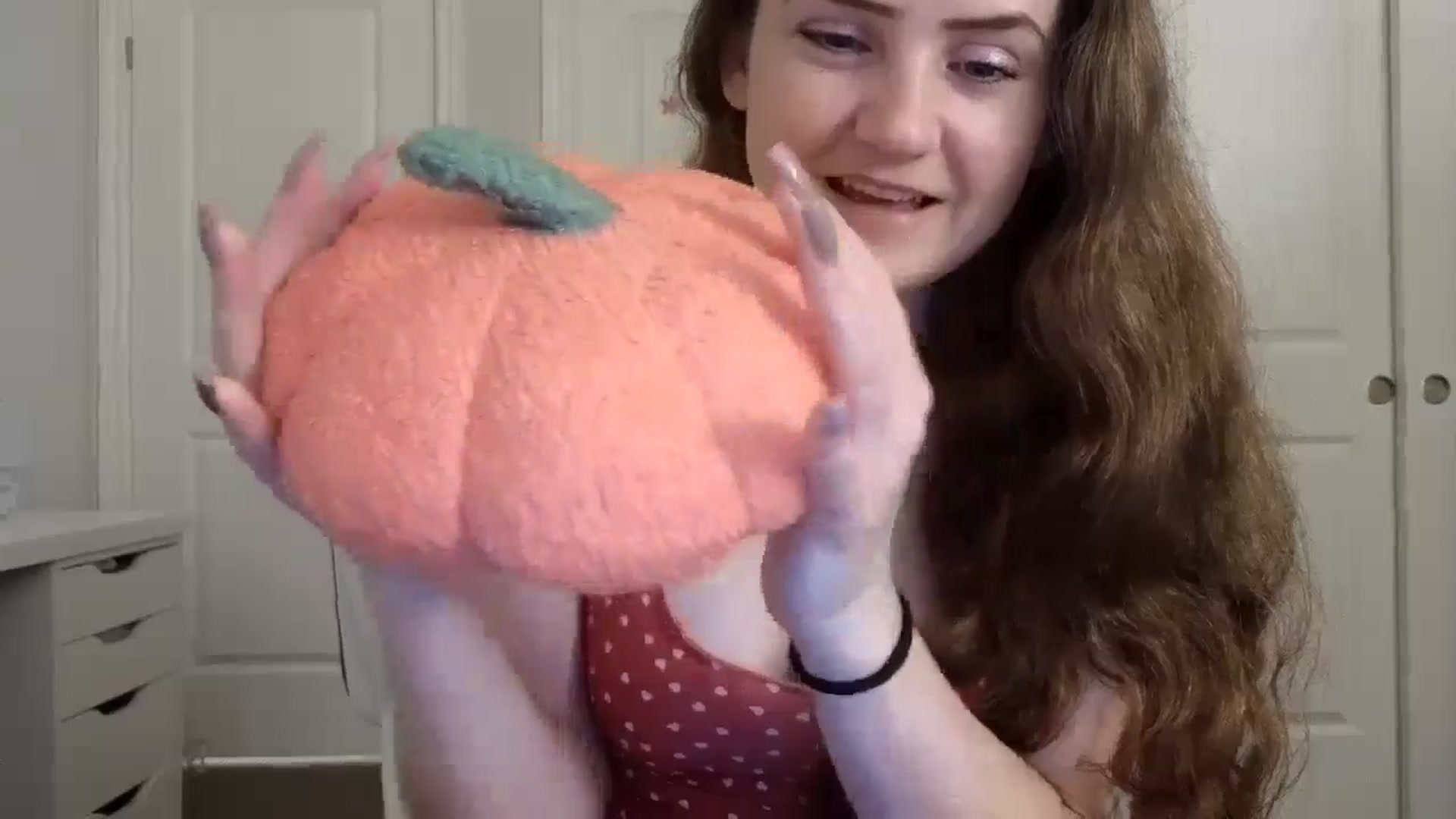 Gallery image thumbnail from AmberPeach's myfreecams stream on, 10/02/2024, 24:52 image 6 of 20