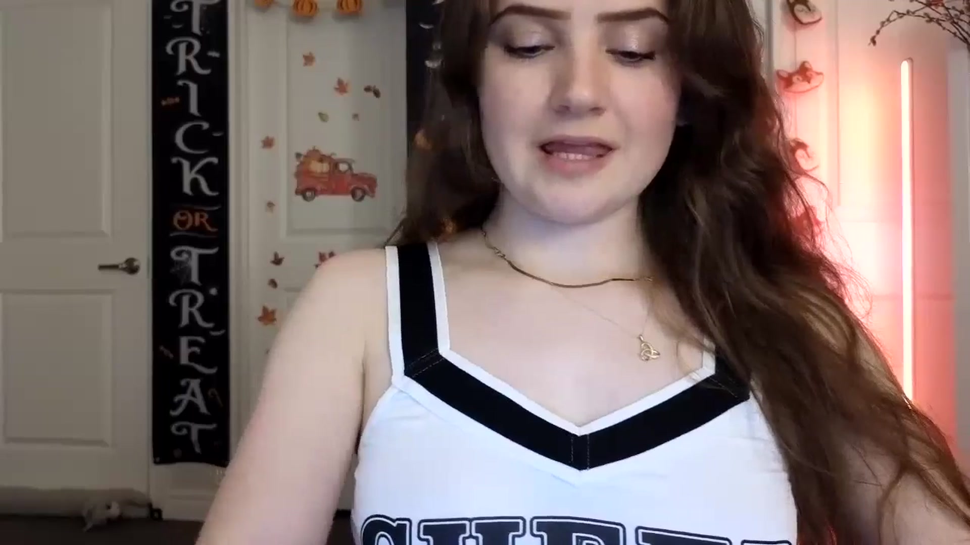 Gallery image thumbnail from AmberPeach's myfreecams stream on, 10/08/2024, 02:44 image 7 of 20