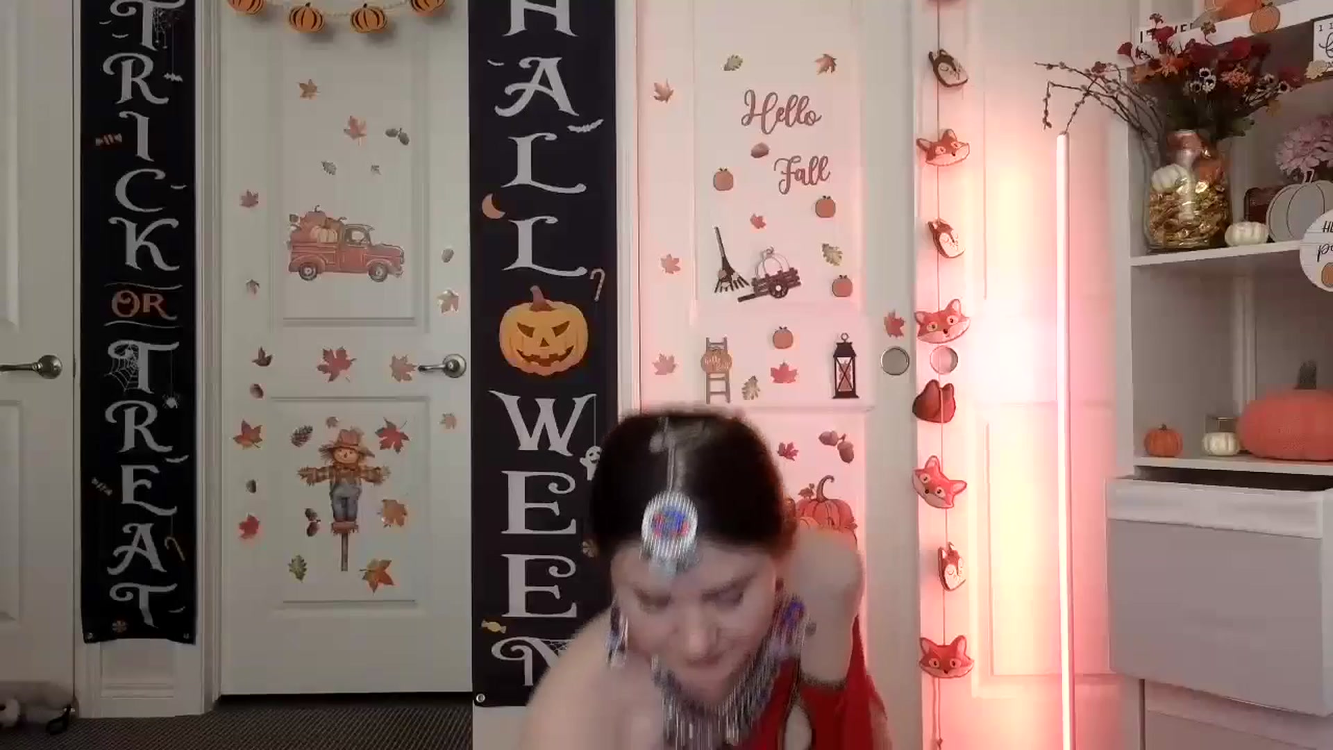Gallery image thumbnail from AmberPeach's myfreecams stream on, 10/09/2024, 01:39 image 12 of 20
