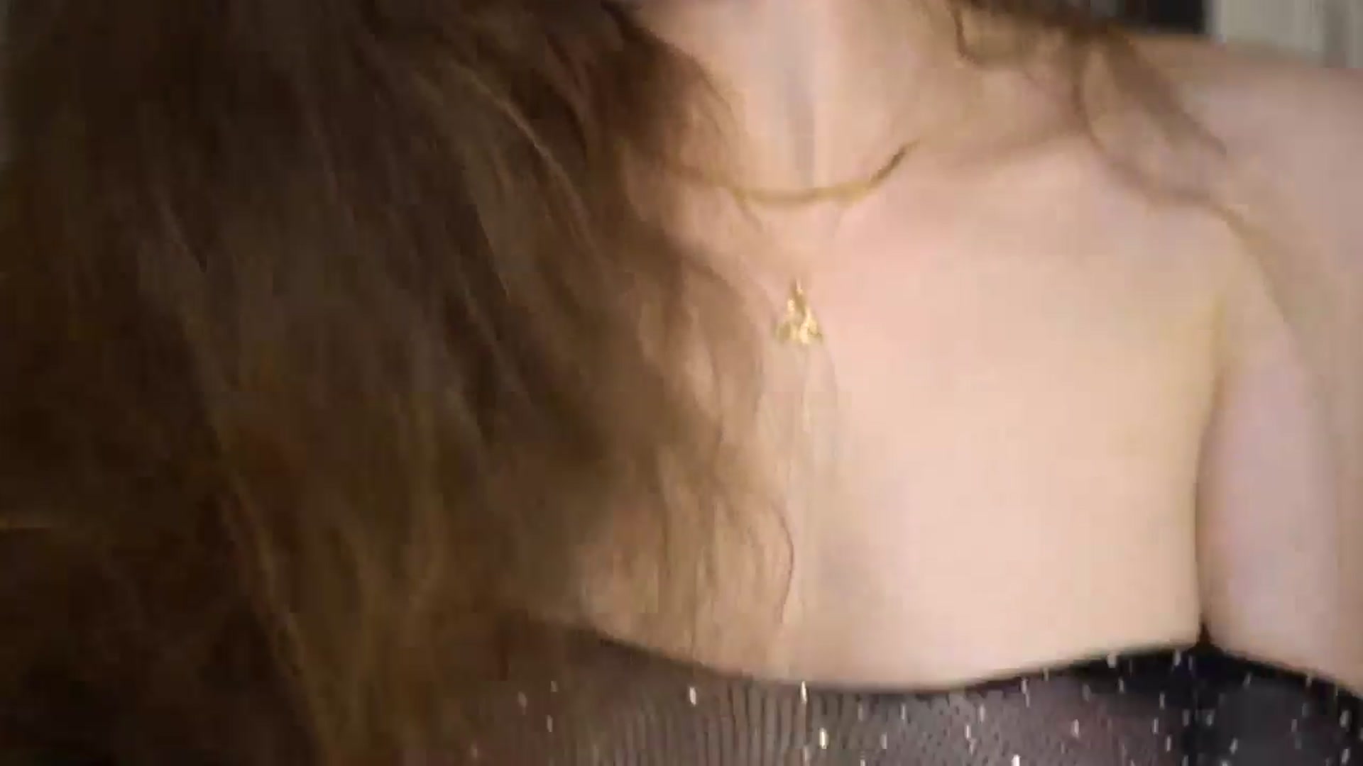 Gallery image thumbnail from AmberPeach's myfreecams stream on, 10/18/2024, 24:00 image 6 of 20