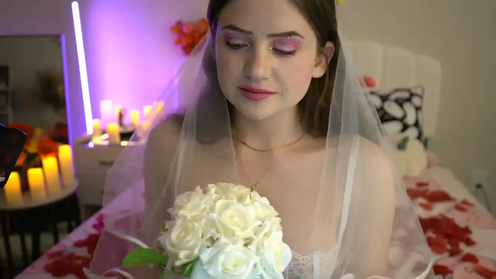 Gallery image thumbnail from AmberPeach's myfreecams stream on, 10/26/2024, 23:32 image 3 of 20