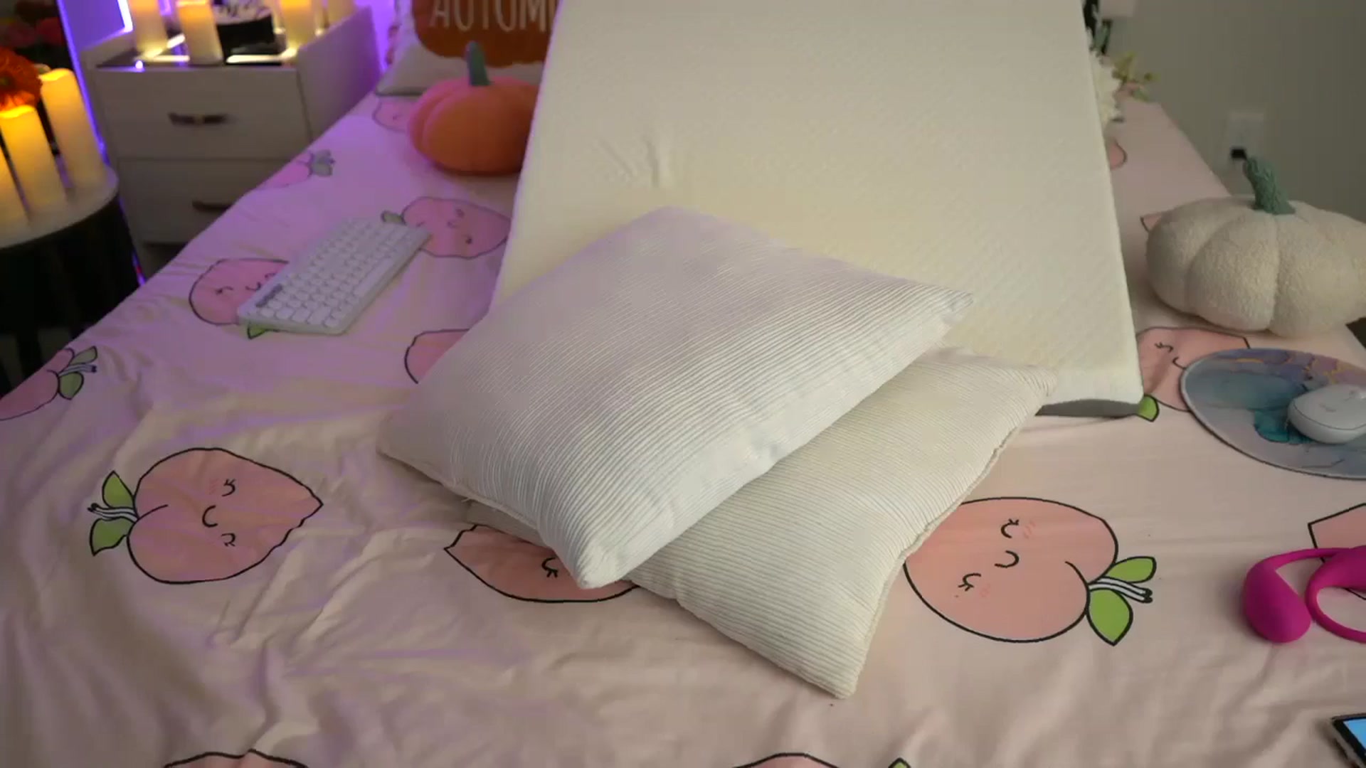 Gallery image thumbnail from AmberPeach's myfreecams stream on, 10/27/2024, 01:52 image 20 of 20