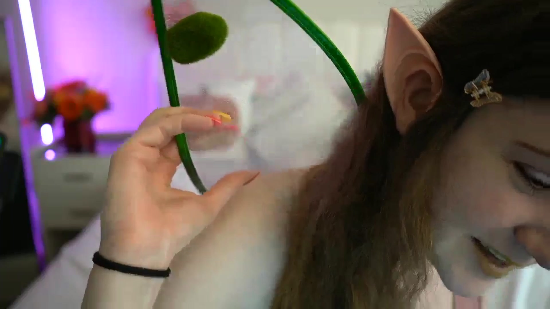 Gallery image thumbnail from AmberPeach's myfreecams stream on, 10/27/2024, 18:55 image 3 of 20