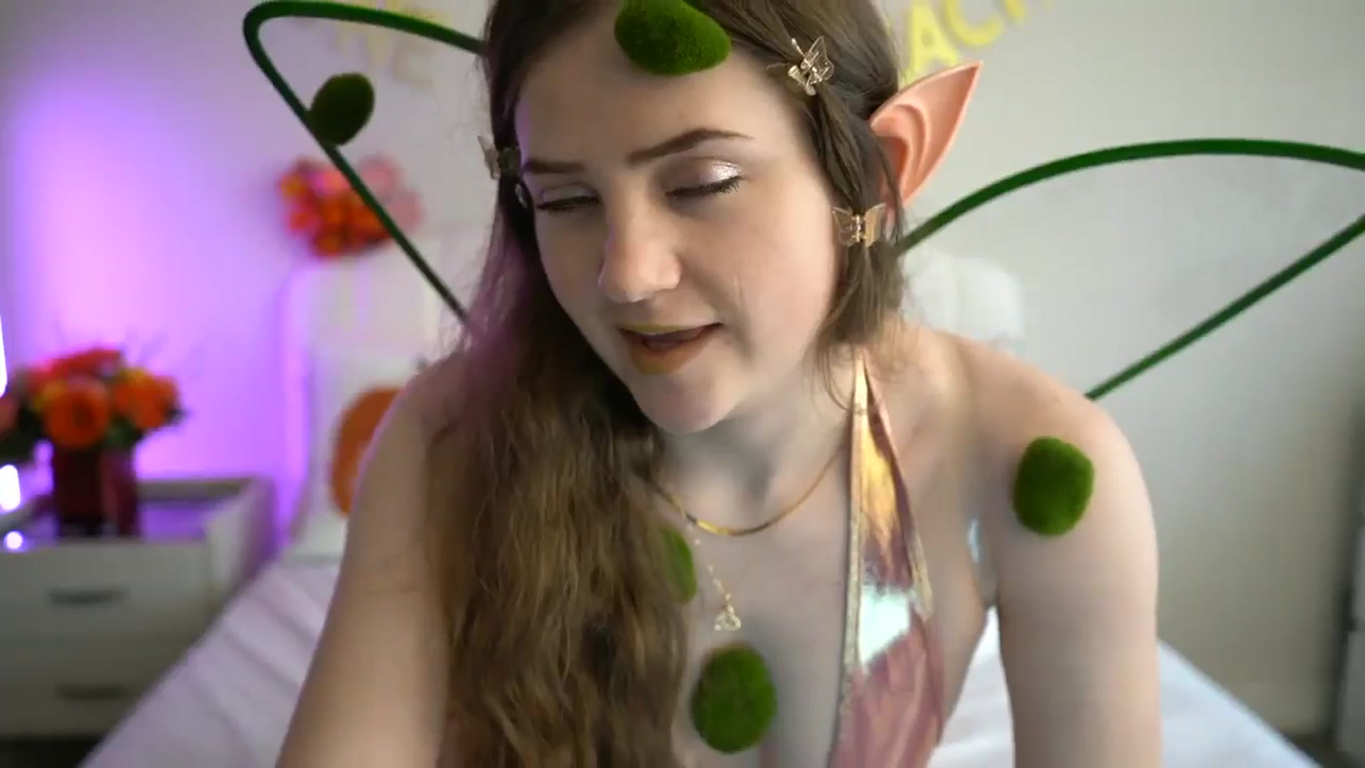 Gallery image thumbnail from AmberPeach's myfreecams stream on, 10/27/2024, 18:55 image 13 of 20