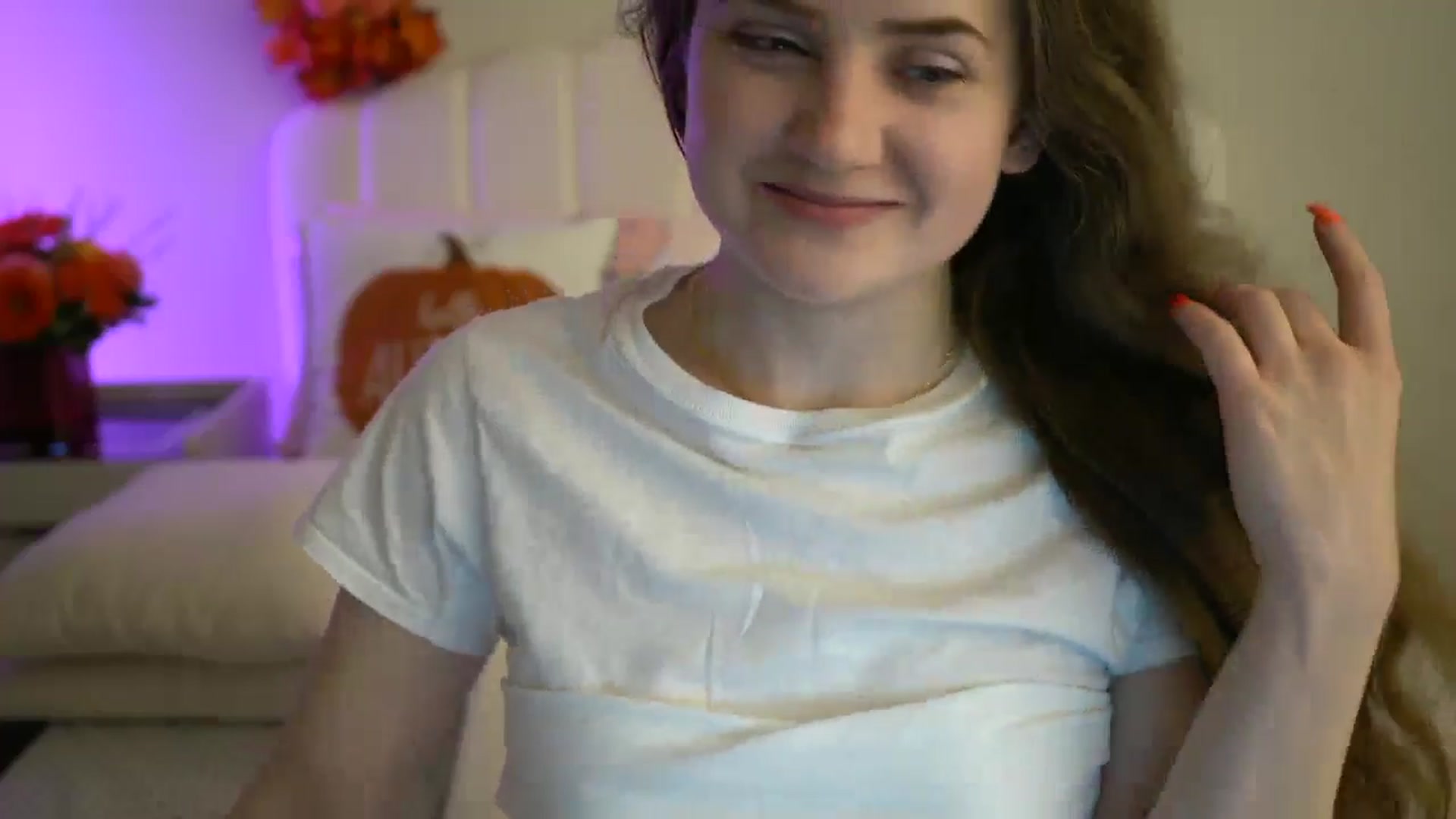 Gallery image thumbnail from AmberPeach's myfreecams stream on, 10/28/2024, 03:39 image 11 of 20