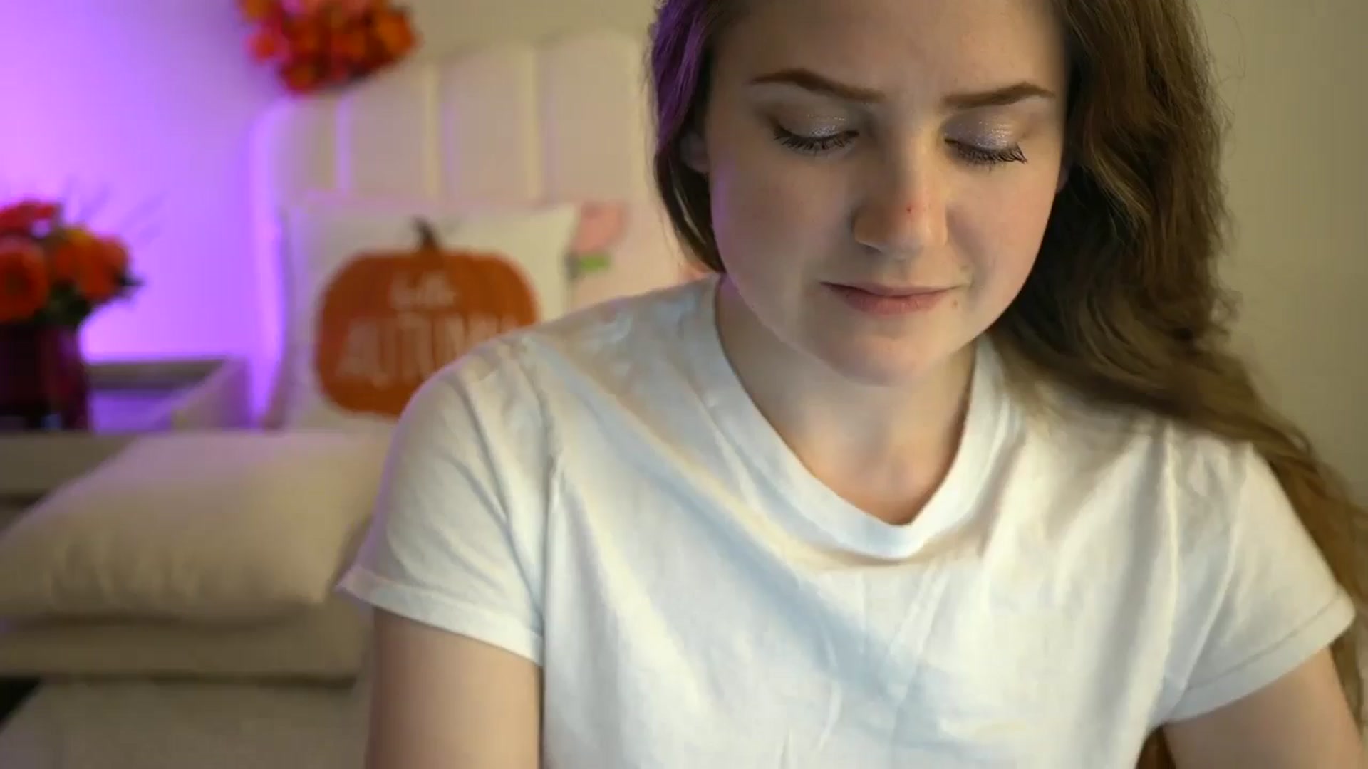 Gallery image thumbnail from AmberPeach's myfreecams stream on, 10/28/2024, 03:39 image 1 of 20