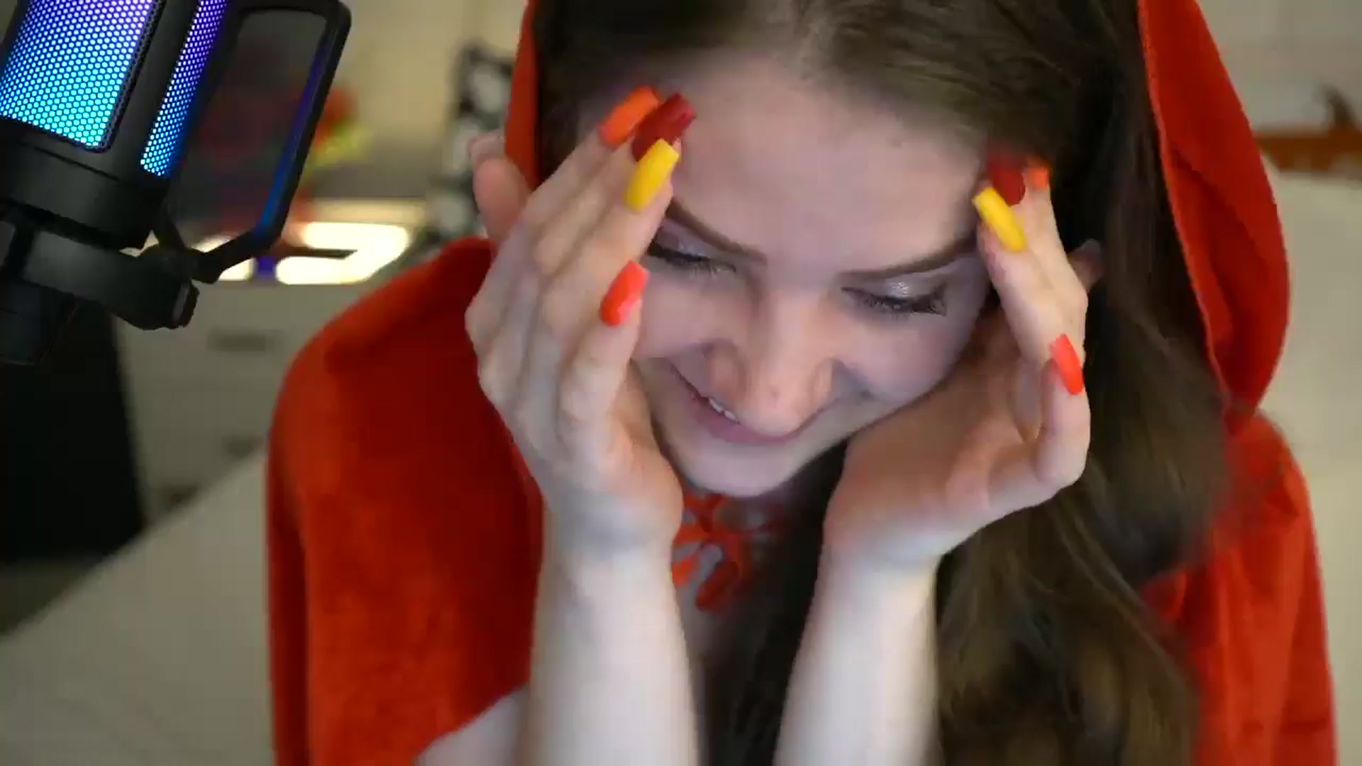 Gallery image thumbnail from AmberPeach's myfreecams stream on, 10/29/2024, 03:58 image 10 of 20