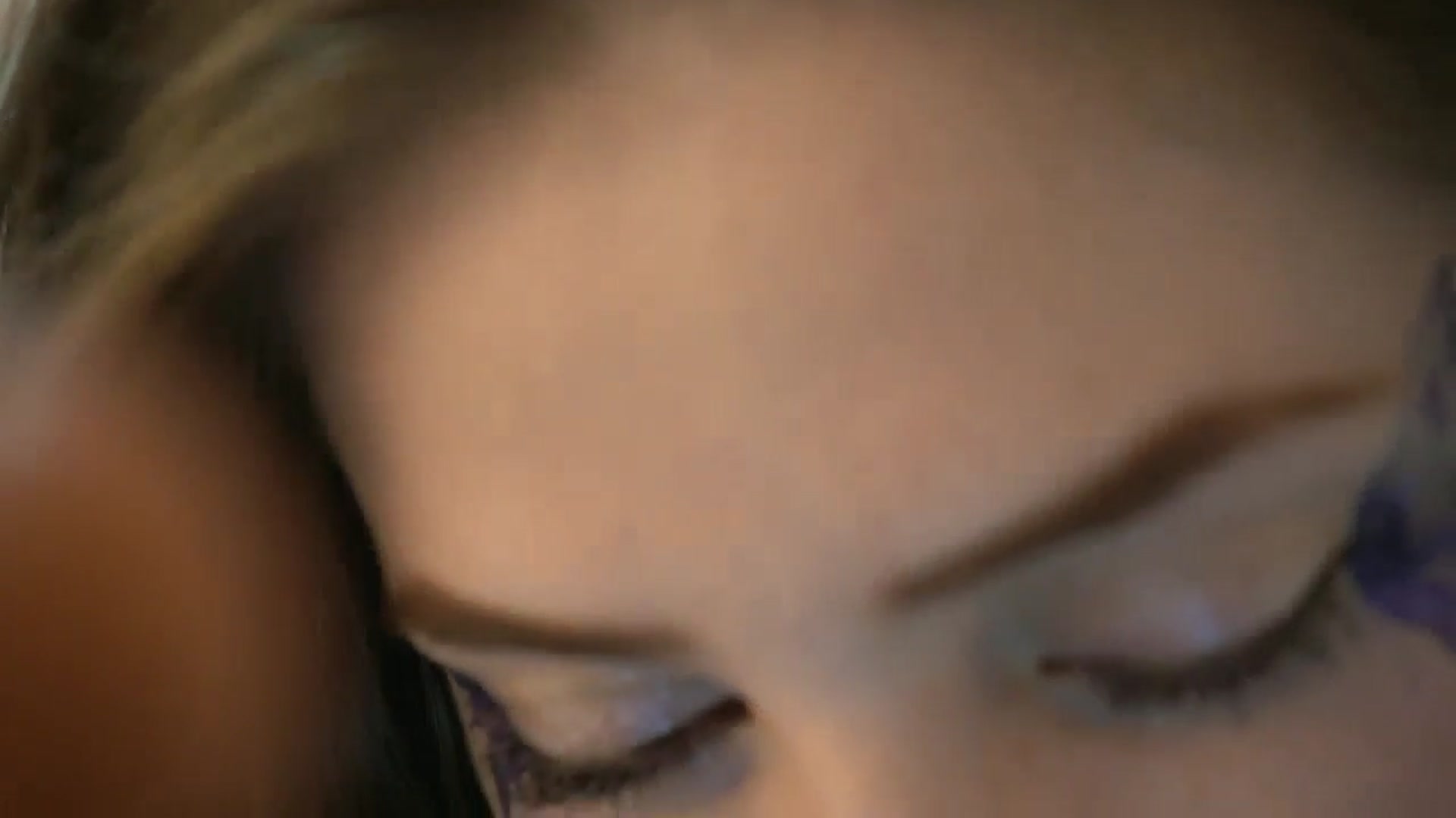 Gallery image thumbnail from AmberPeach's myfreecams stream on, 10/30/2024, 06:11 image 9 of 20