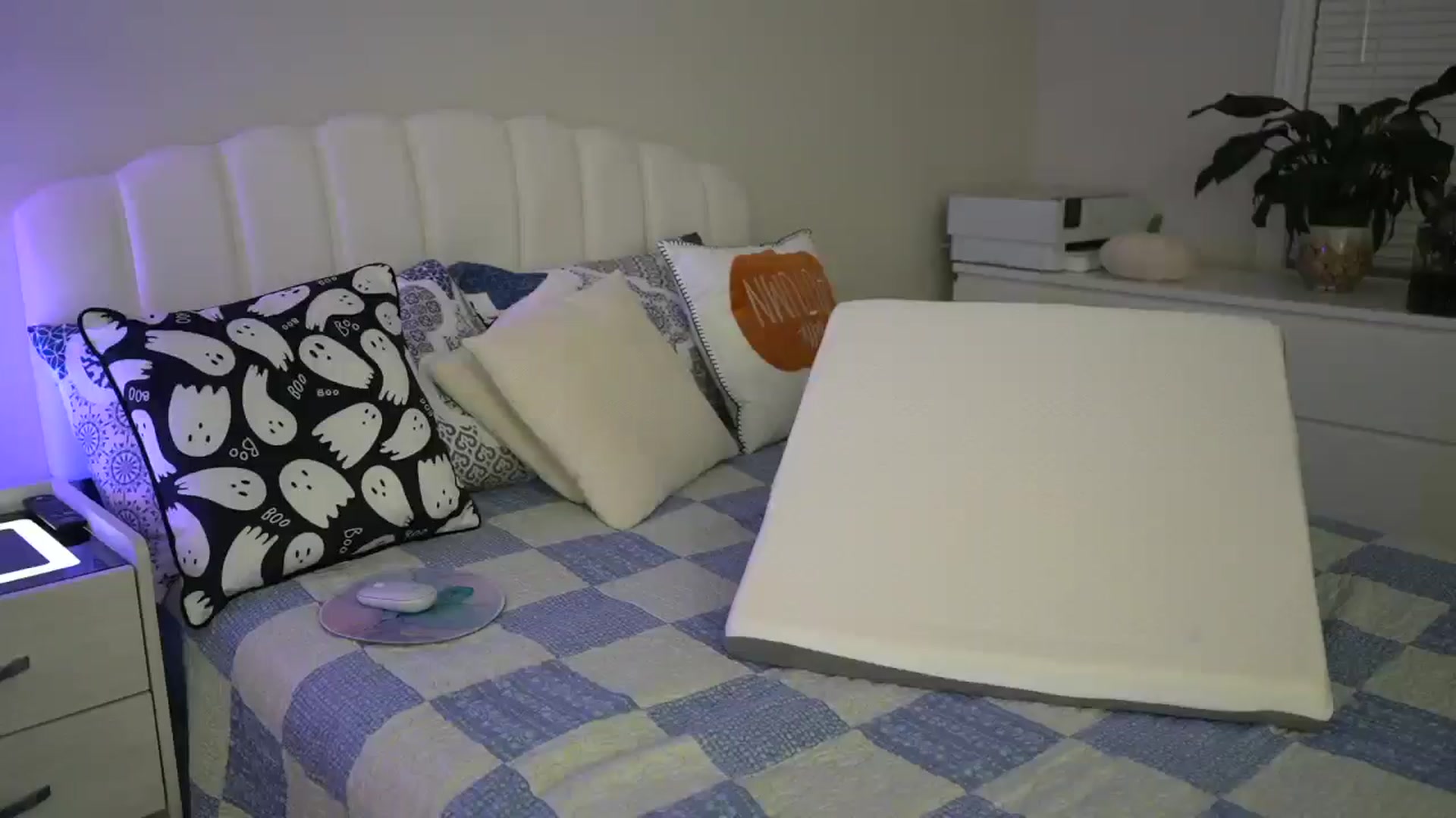 Gallery image thumbnail from AmberPeach's myfreecams stream on, 11/15/2024, 04:30 image 5 of 20