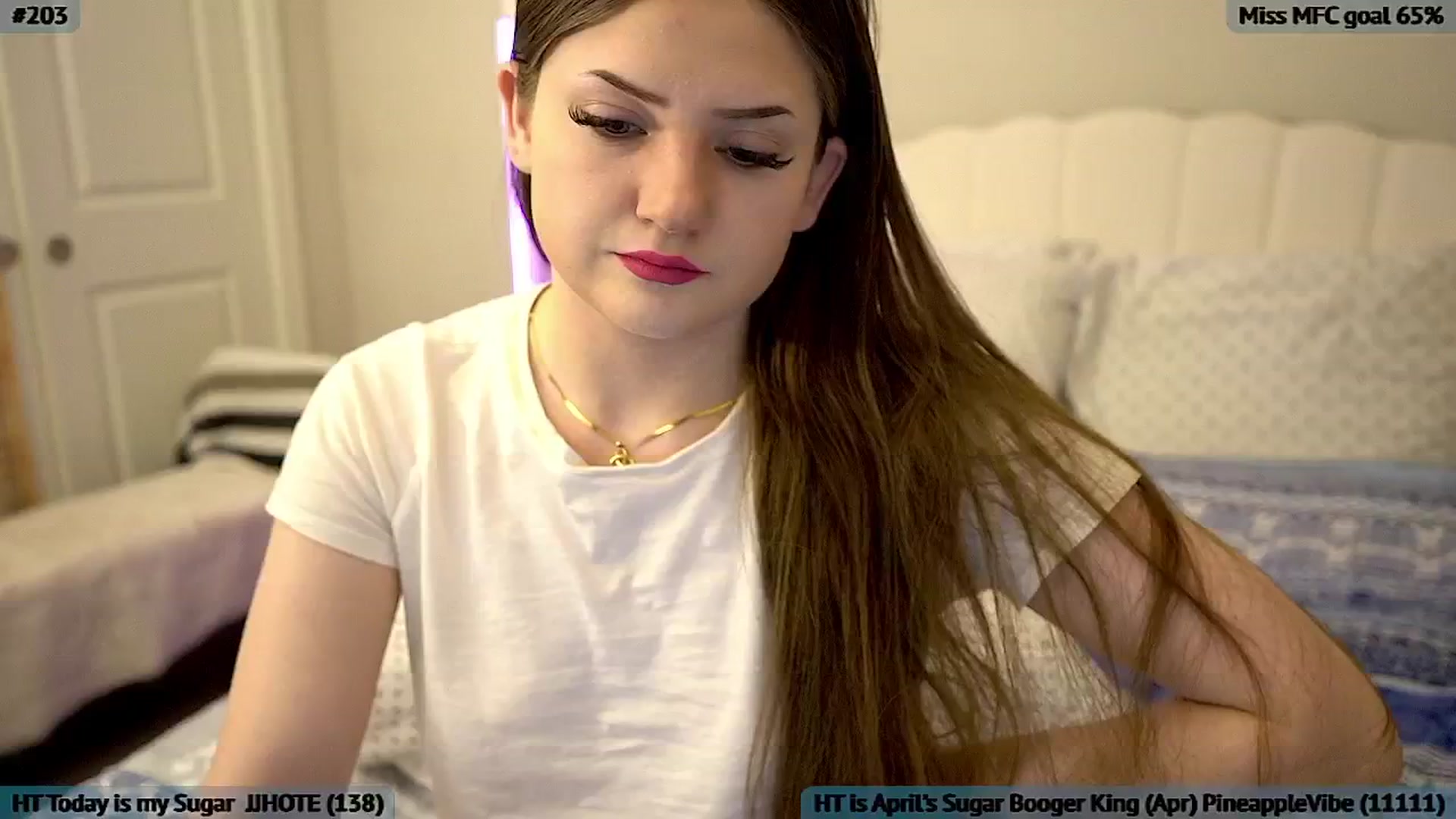 Gallery image thumbnail from AmberPeach's myfreecams stream on, 04/14/2025, 04:04 image 19 of 20