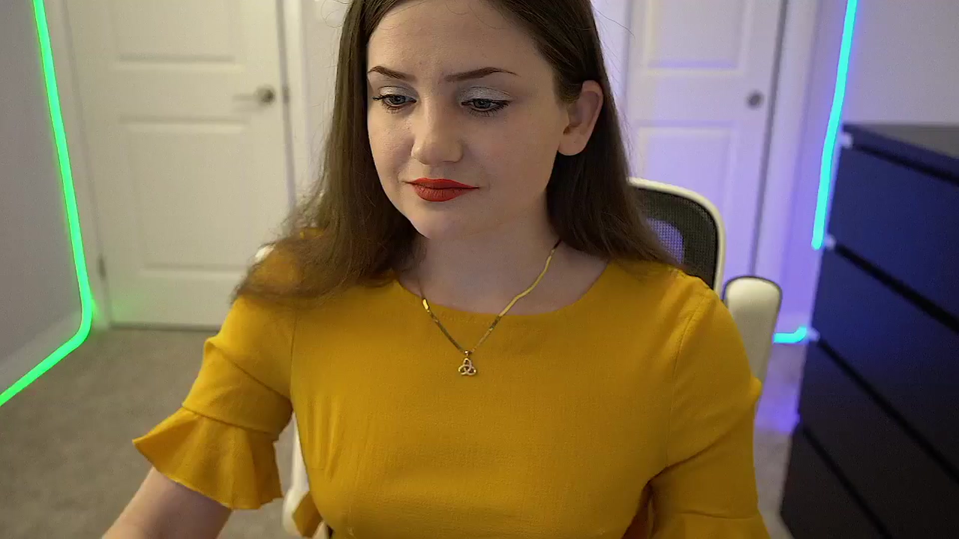 Gallery image thumbnail from AmberPeach's myfreecams stream on, 06/24/2025, 03:54 image 4 of 20