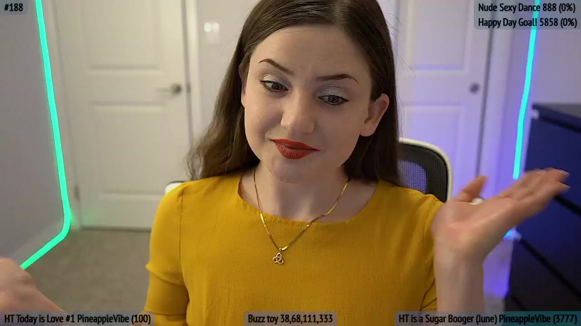 Gallery image thumbnail from AmberPeach's myfreecams stream on, 06/24/2025, 03:54 image 6 of 20