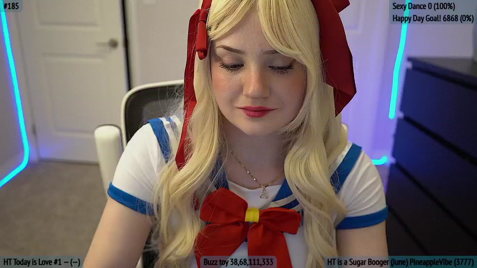Gallery image thumbnail from AmberPeach's myfreecams stream on, 06/25/2025, 05:06 image 1 of 20