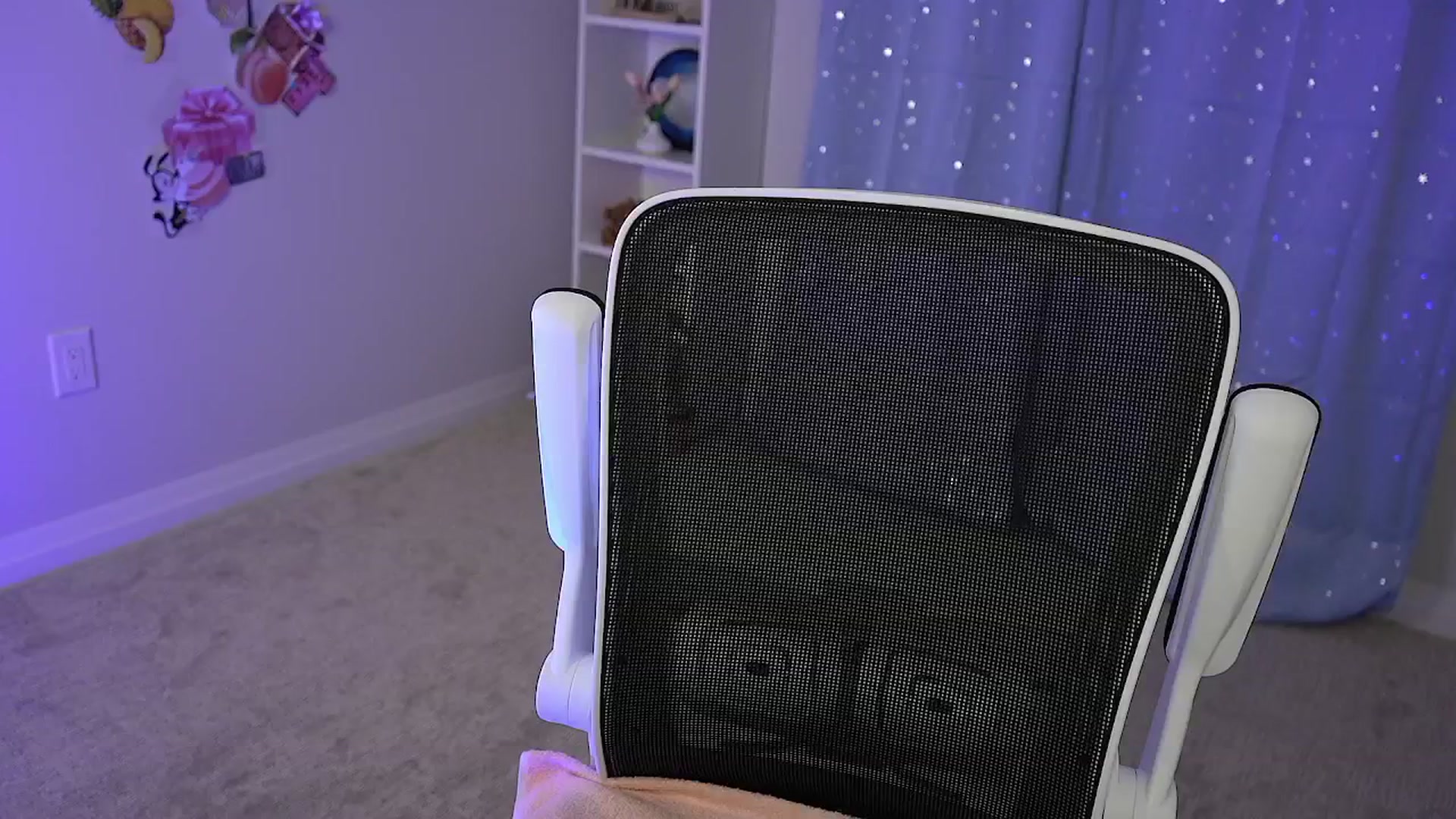 Gallery image thumbnail from AmberPeach's myfreecams stream on, 07/13/2025, 05:59 image 6 of 20