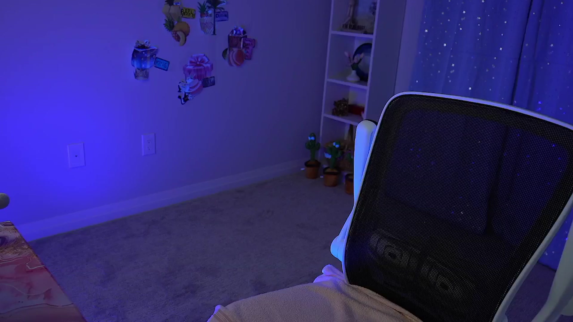 Gallery image thumbnail from AmberPeach's myfreecams stream on, 07/14/2025, 06:44 image 10 of 20