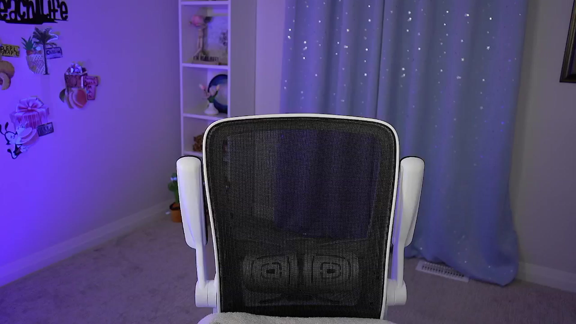 Gallery image thumbnail from AmberPeach's myfreecams stream on, 07/15/2025, 06:41 image 4 of 20