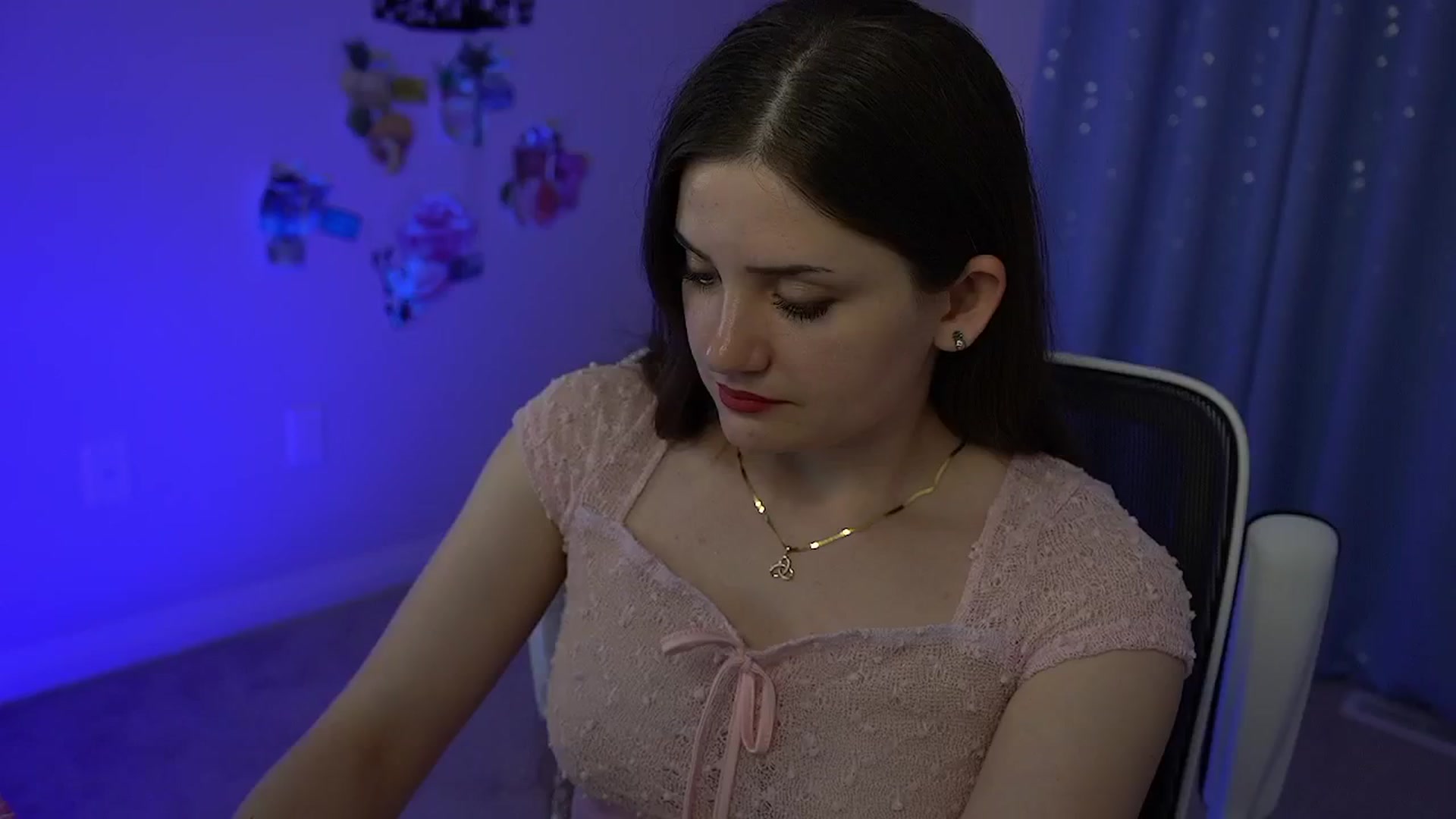 Gallery image thumbnail from AmberPeach's myfreecams stream on, 07/15/2025, 06:41 image 16 of 20