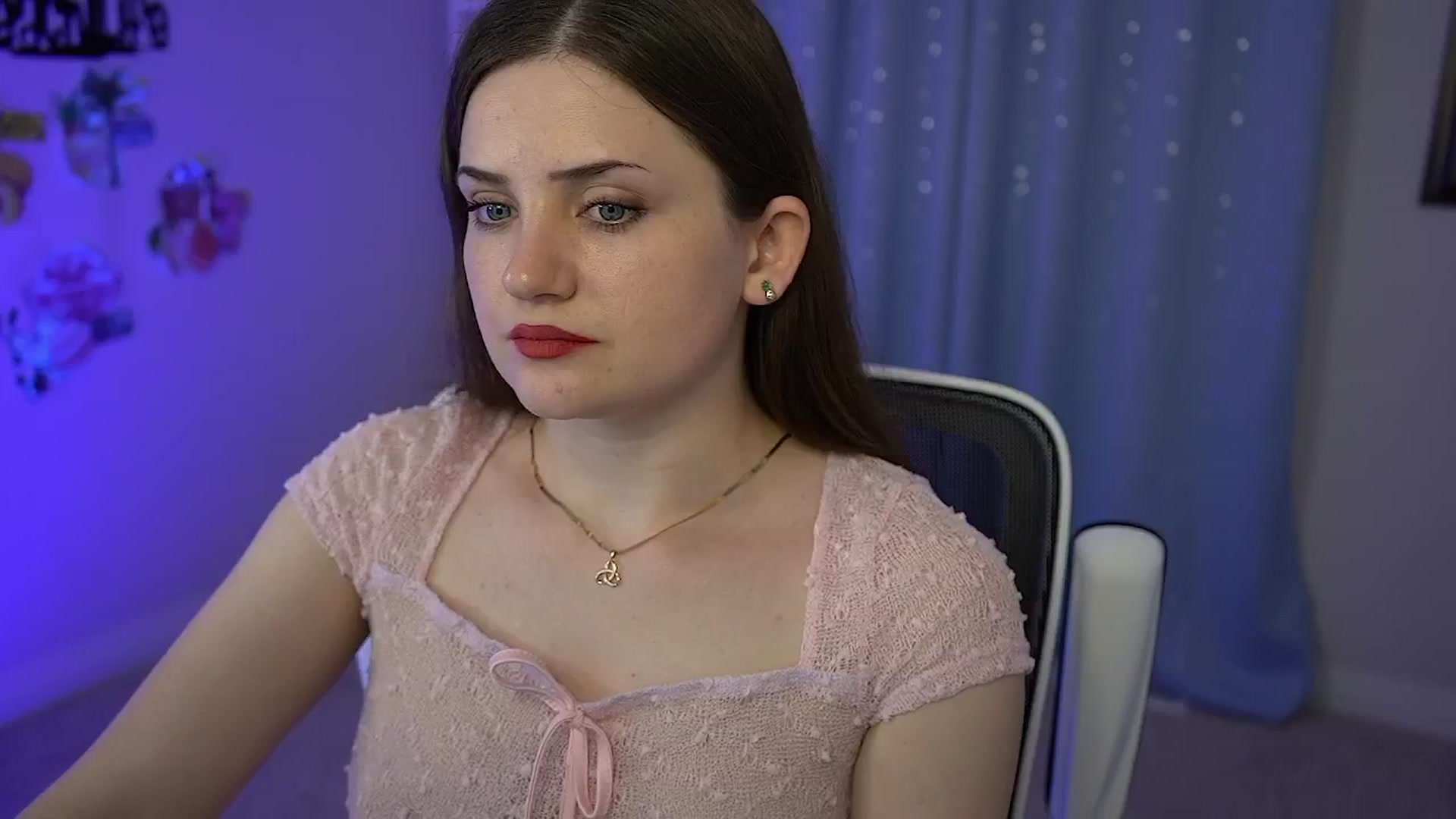 Gallery image thumbnail from AmberPeach's myfreecams stream on, 07/15/2025, 06:41 image 6 of 20