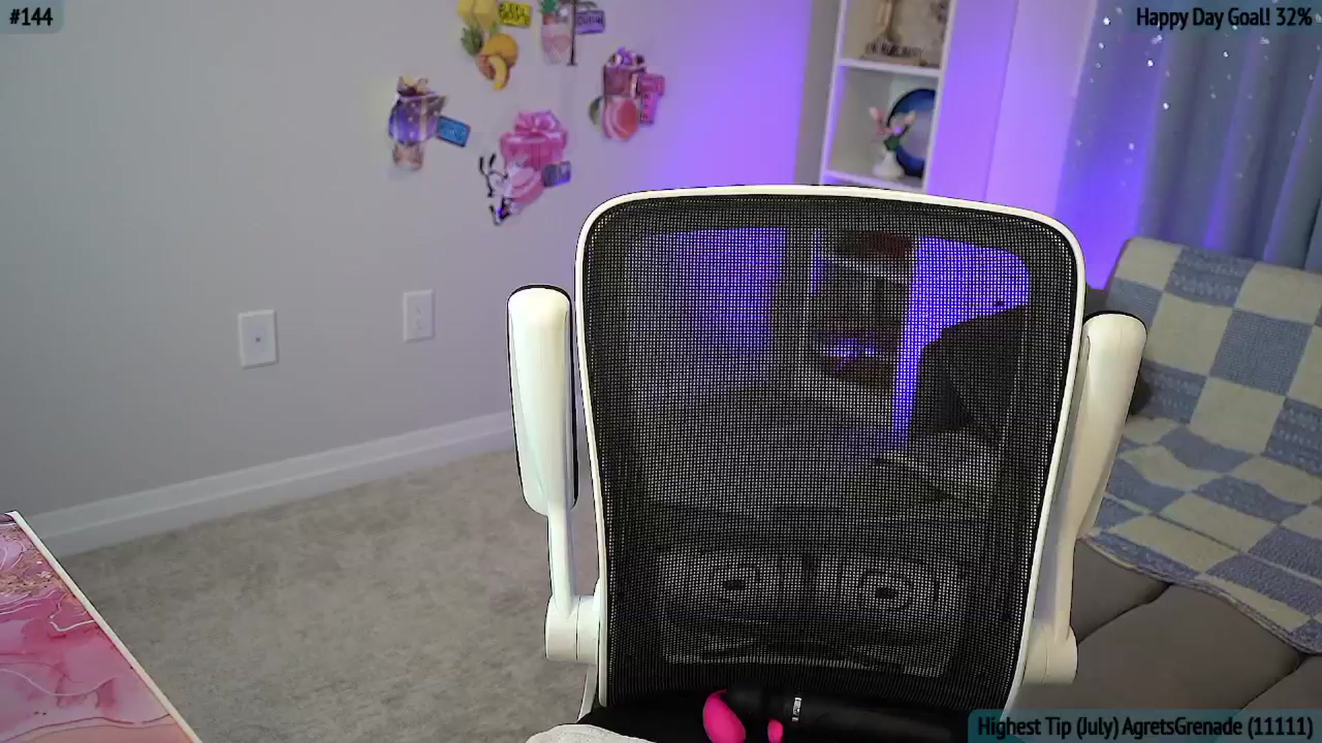 Gallery image thumbnail from AmberPeach's myfreecams stream on, 07/27/2025, 06:25 image 19 of 20