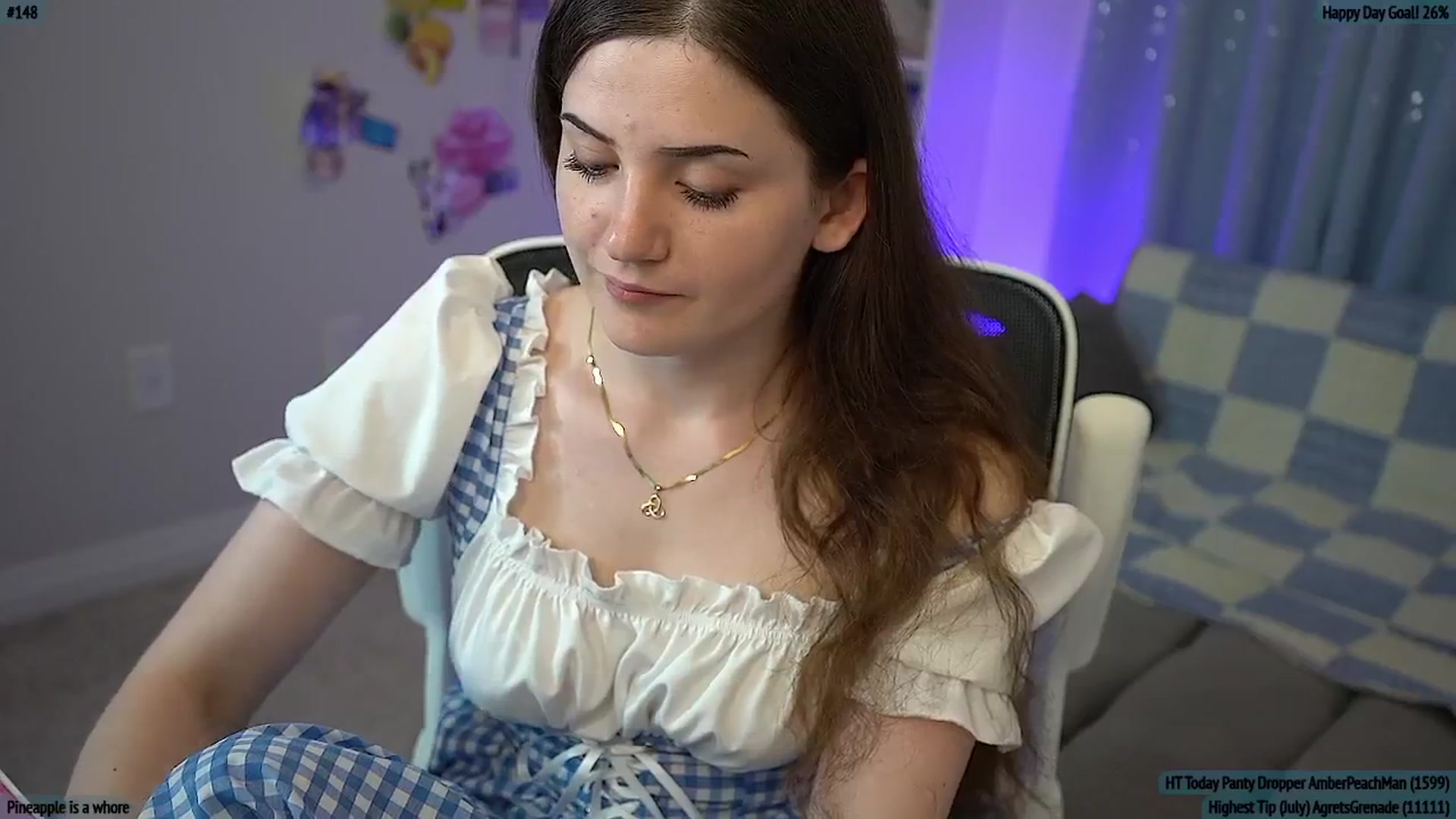 Gallery image thumbnail from AmberPeach's myfreecams stream on, 07/28/2025, 04:14 image 13 of 20