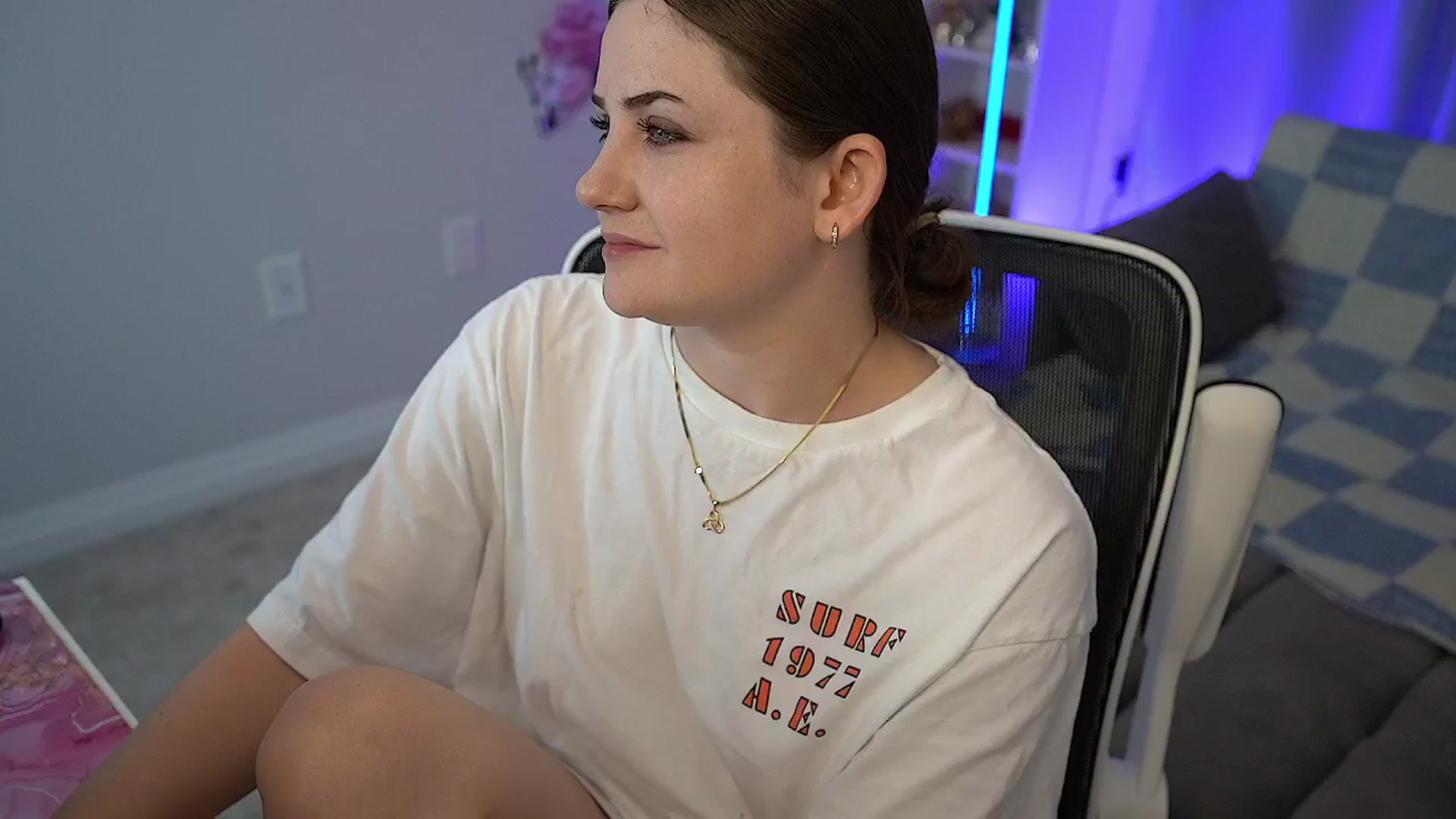 Gallery image thumbnail from AmberPeach's myfreecams stream on, 08/12/2025, 03:05 image 1 of 20