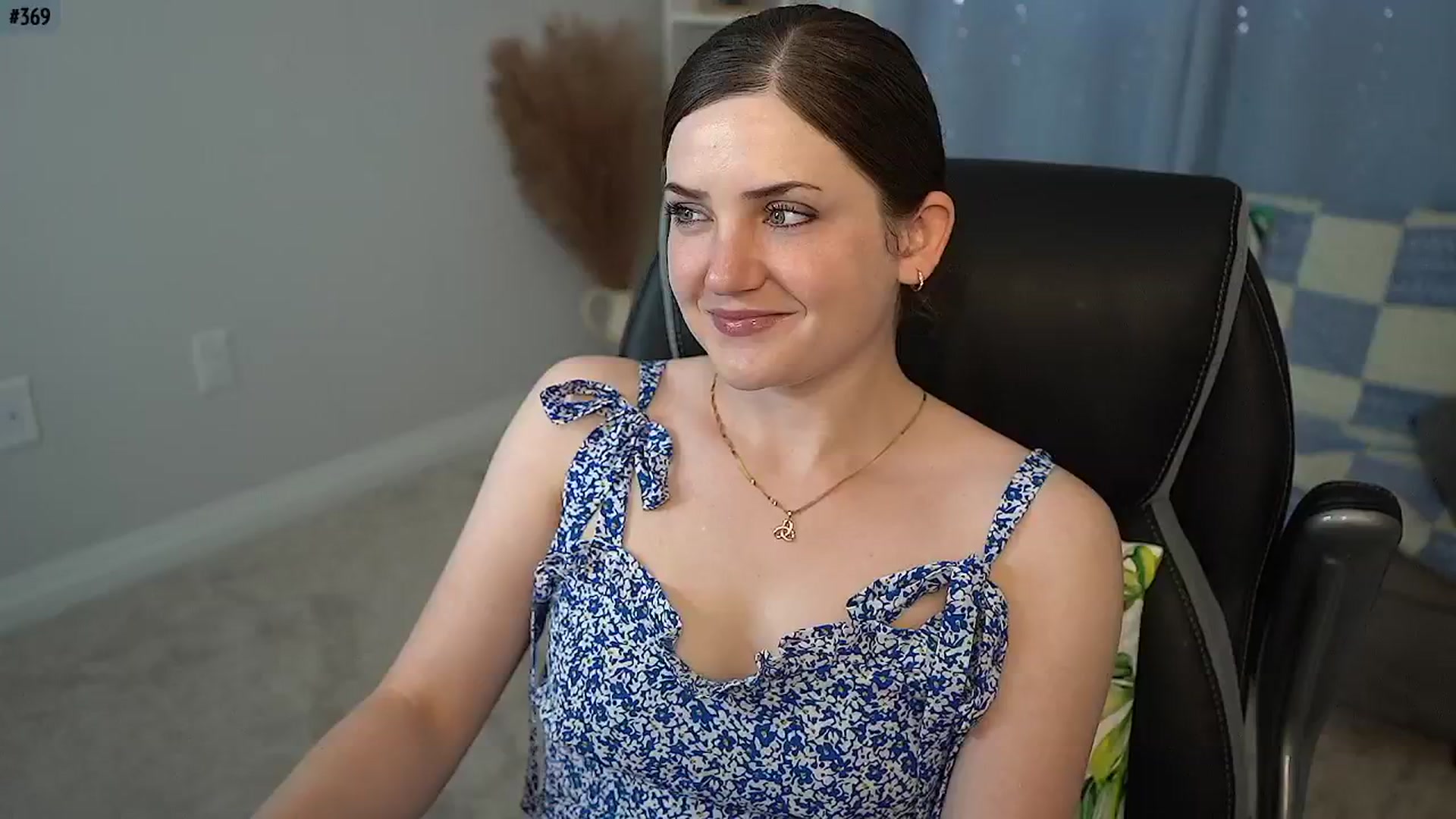 Gallery image thumbnail from AmberPeach's myfreecams stream on, 09/15/2025, 01:55 image 3 of 20