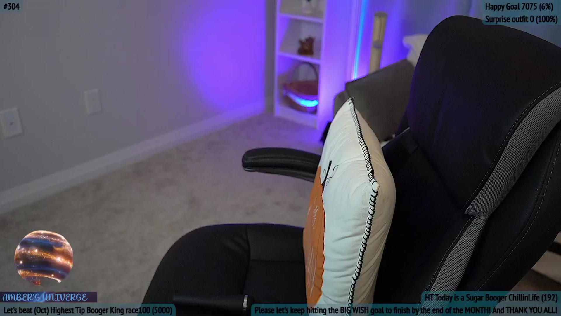 Gallery image thumbnail from AmberPeach's myfreecams stream on, 10/18/2025, 24:40 image 6 of 20
