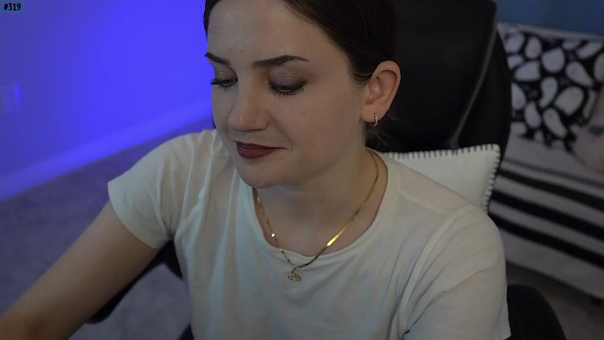 Gallery image thumbnail from AmberPeach's myfreecams stream on, 10/20/2025, 03:39 image 14 of 20