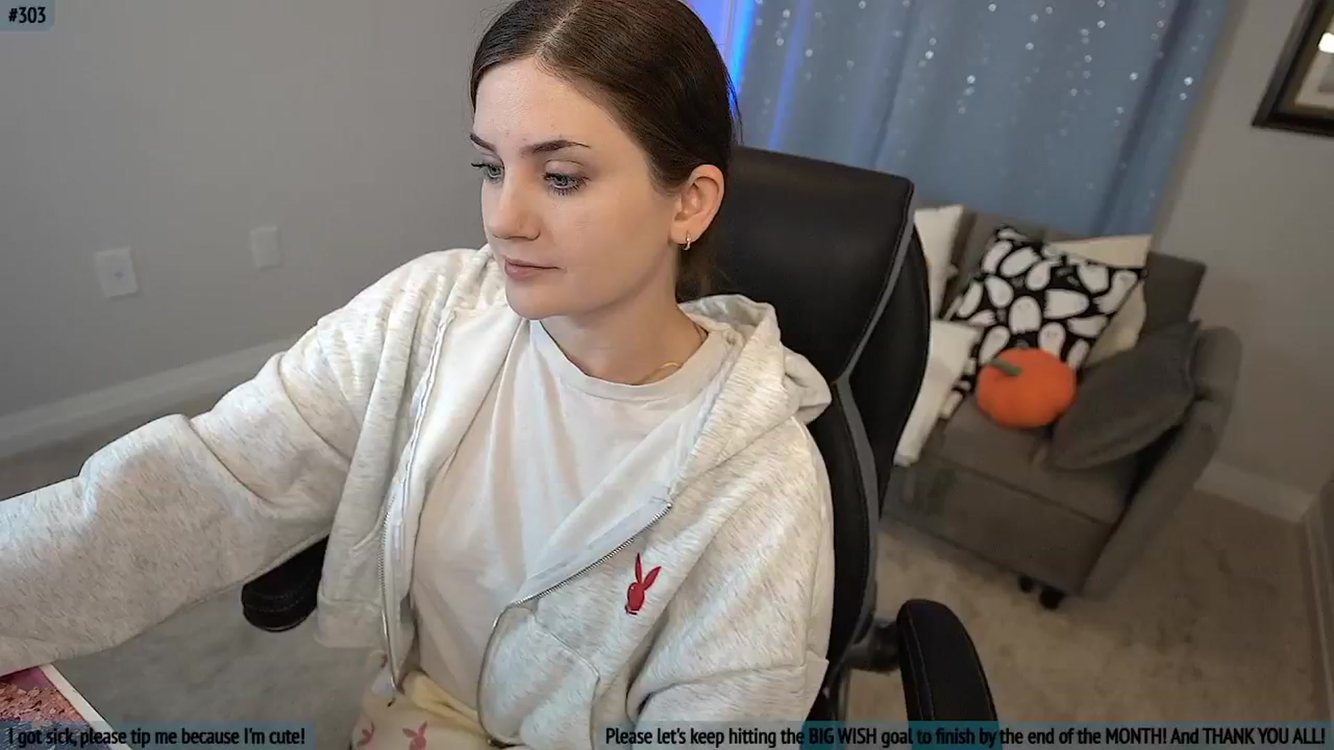 Gallery image thumbnail from AmberPeach's myfreecams stream on, 10/26/2025, 04:28 image 4 of 20