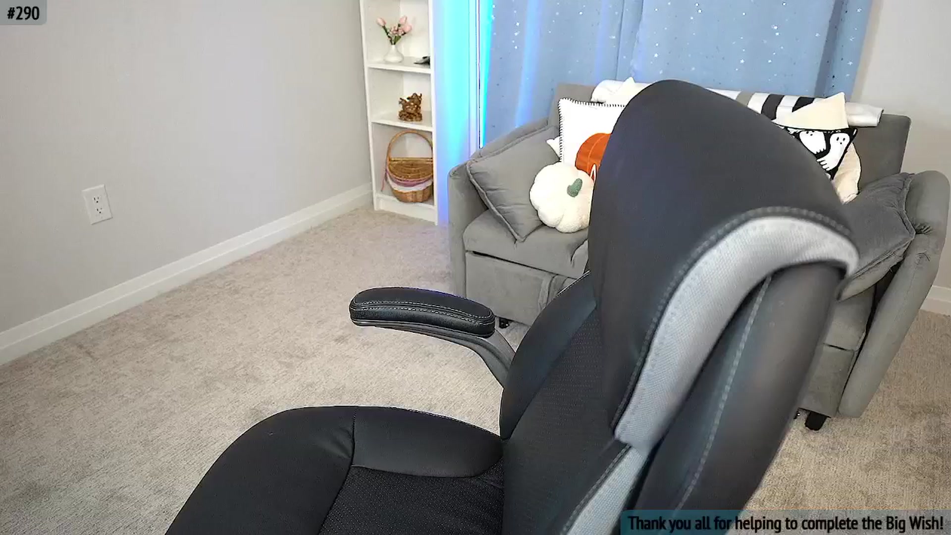 Gallery image thumbnail from AmberPeach's myfreecams stream on, 11/01/2025, 02:59 image 11 of 20