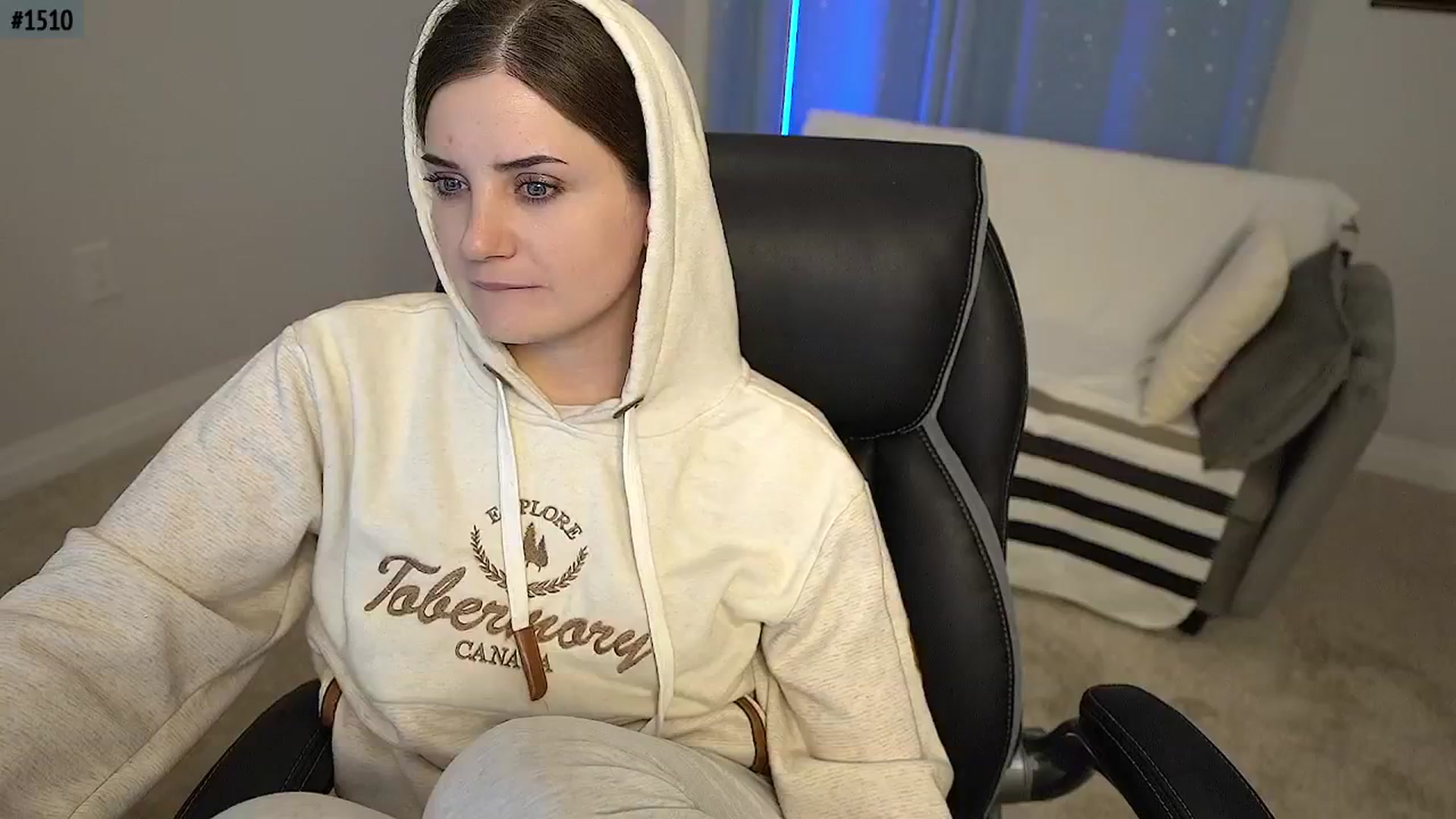 Gallery image thumbnail from AmberPeach's myfreecams stream on, 11/07/2025, 01:15 image 10 of 20