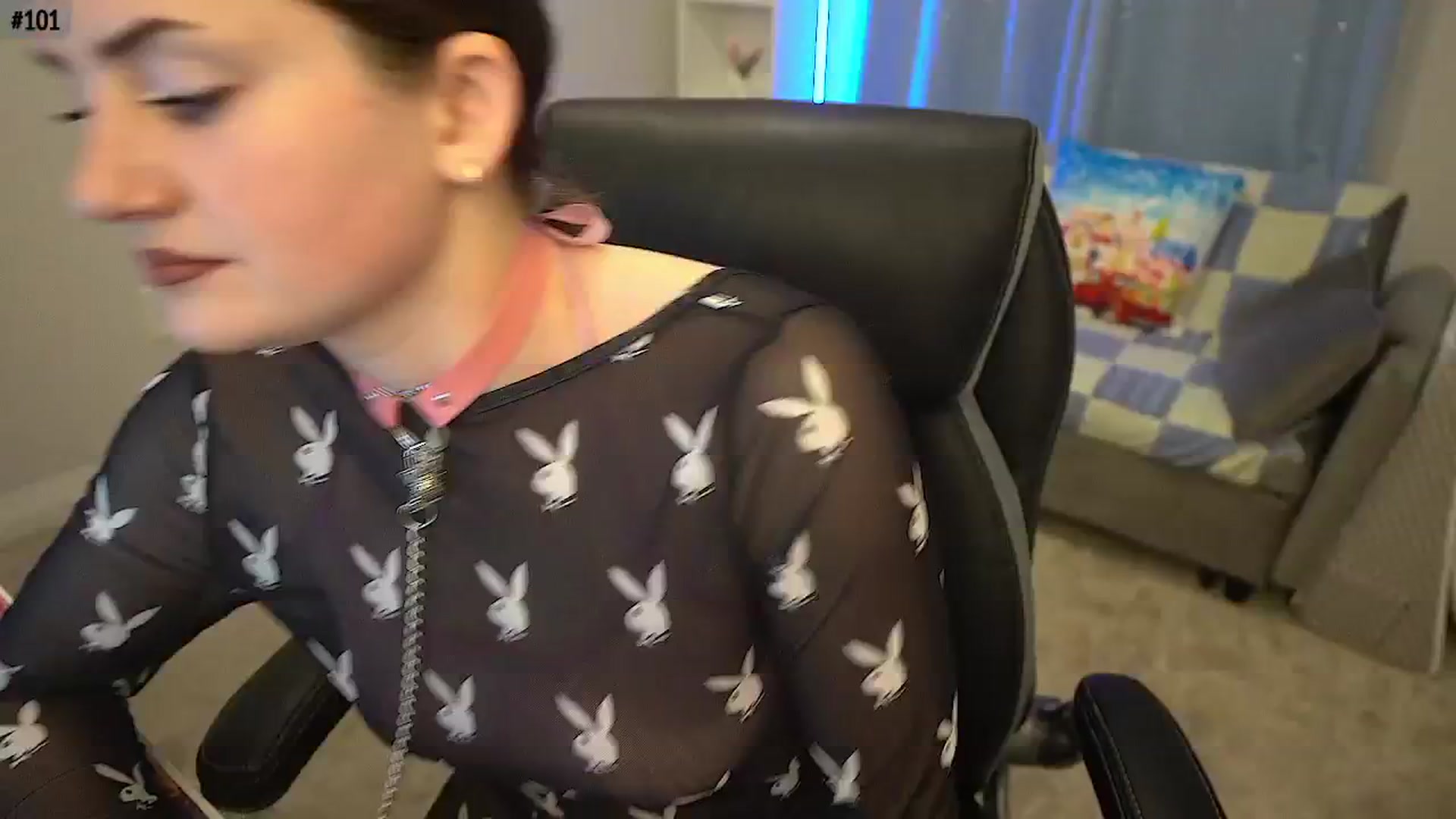 Gallery image thumbnail from AmberPeach's myfreecams stream on, 12/04/2025, 01:05 image 4 of 20