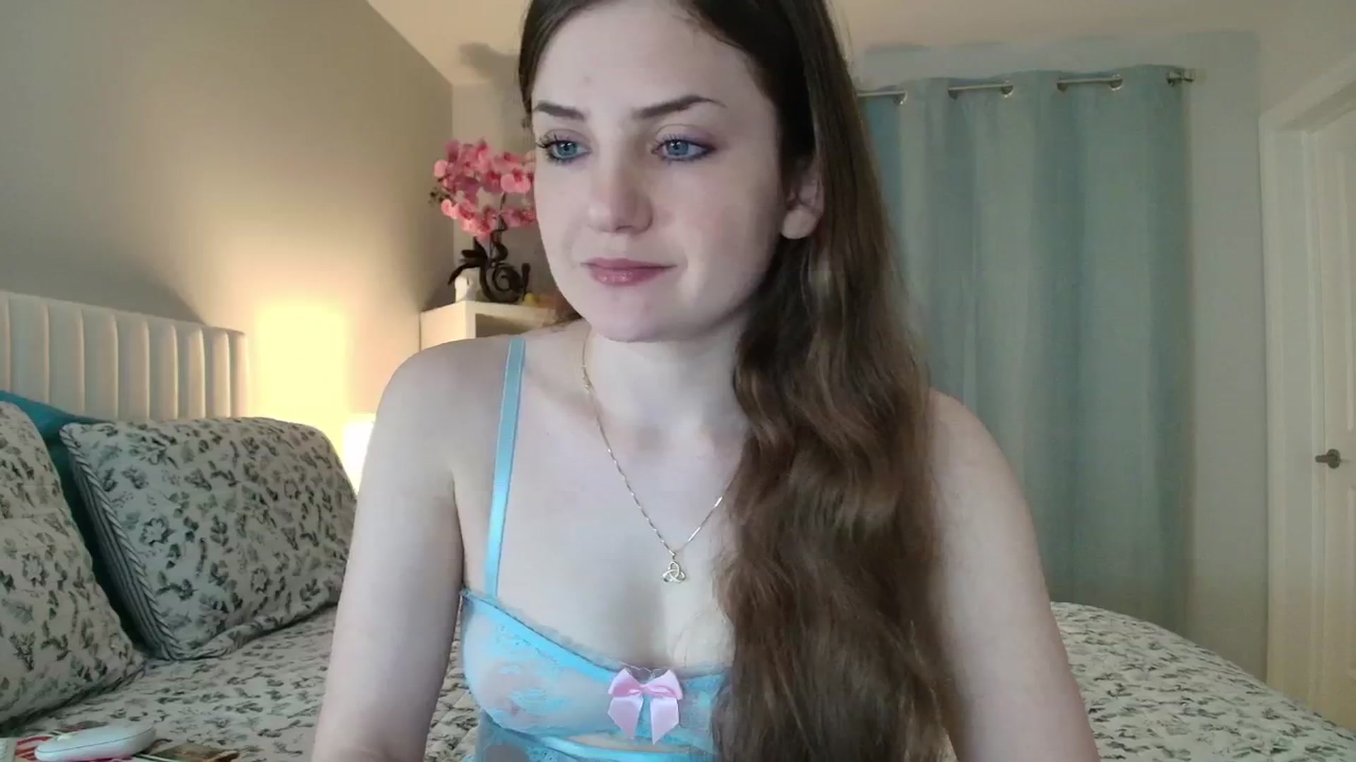 Gallery image thumbnail from AmberPeach's myfreecams stream on, 03/19/2026, 01:27 image 6 of 20