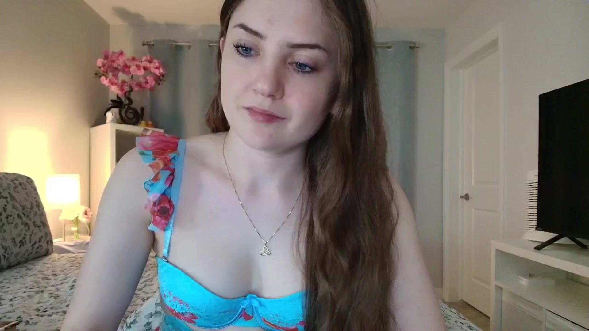 Gallery image thumbnail from AmberPeach's myfreecams stream on, 03/20/2026, 01:20 image 1 of 20