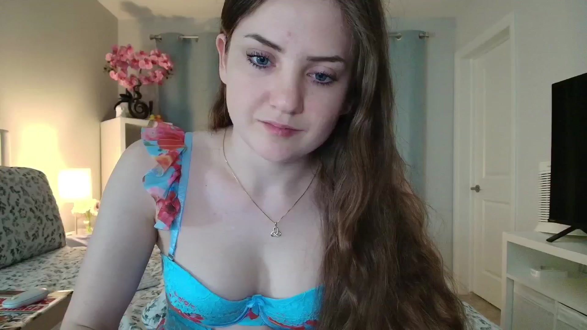Gallery image thumbnail from AmberPeach's myfreecams stream on, 03/20/2026, 01:20 image 7 of 20