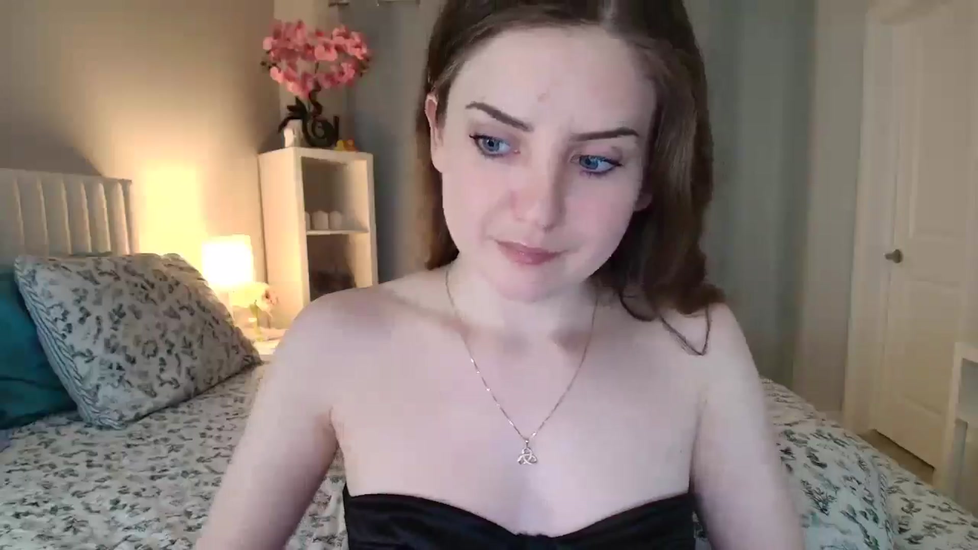 Gallery image thumbnail from AmberPeach's myfreecams stream on, 03/23/2026, 02:29 image 13 of 20