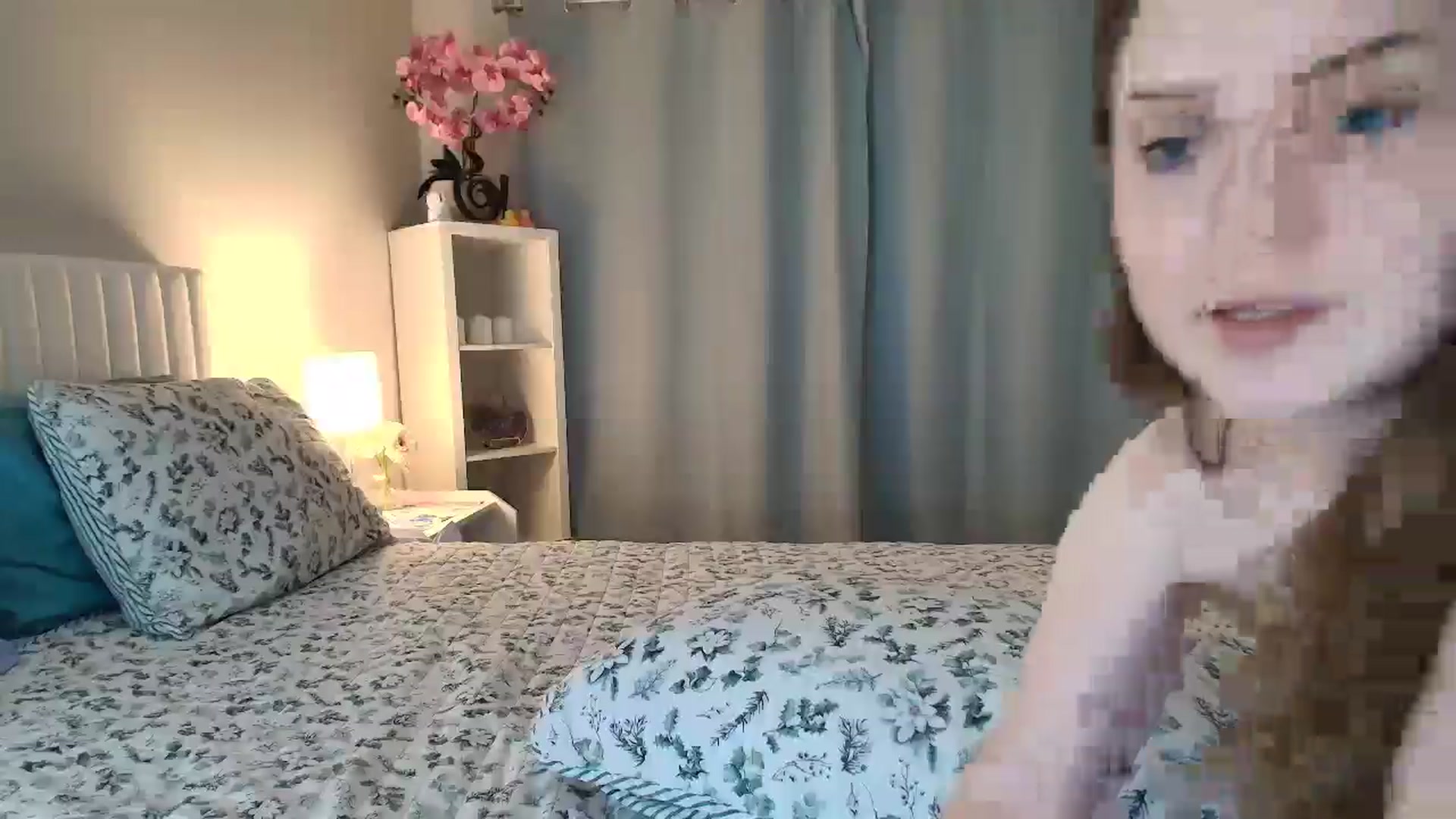 Gallery image thumbnail from AmberPeach's myfreecams stream on, 03/23/2026, 03:28 image 4 of 20