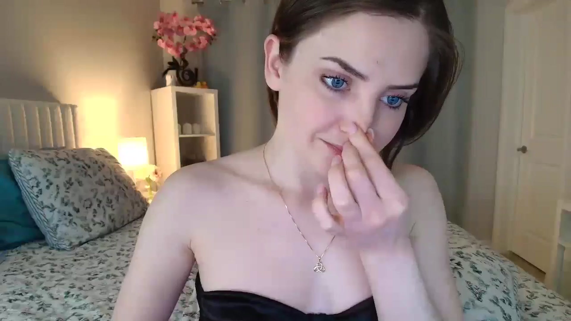 Gallery image thumbnail from AmberPeach's myfreecams stream on, 03/23/2026, 03:28 image 3 of 20