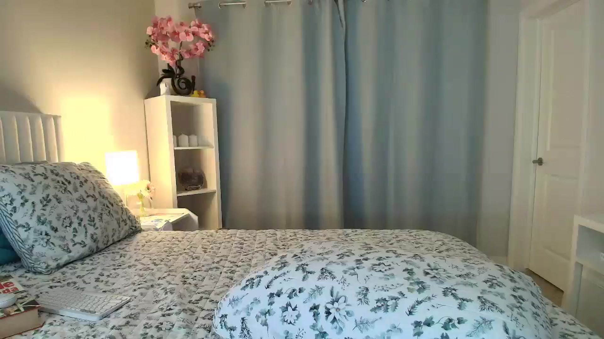 Gallery image thumbnail from AmberPeach's myfreecams stream on, 03/23/2026, 10:45 image 20 of 20