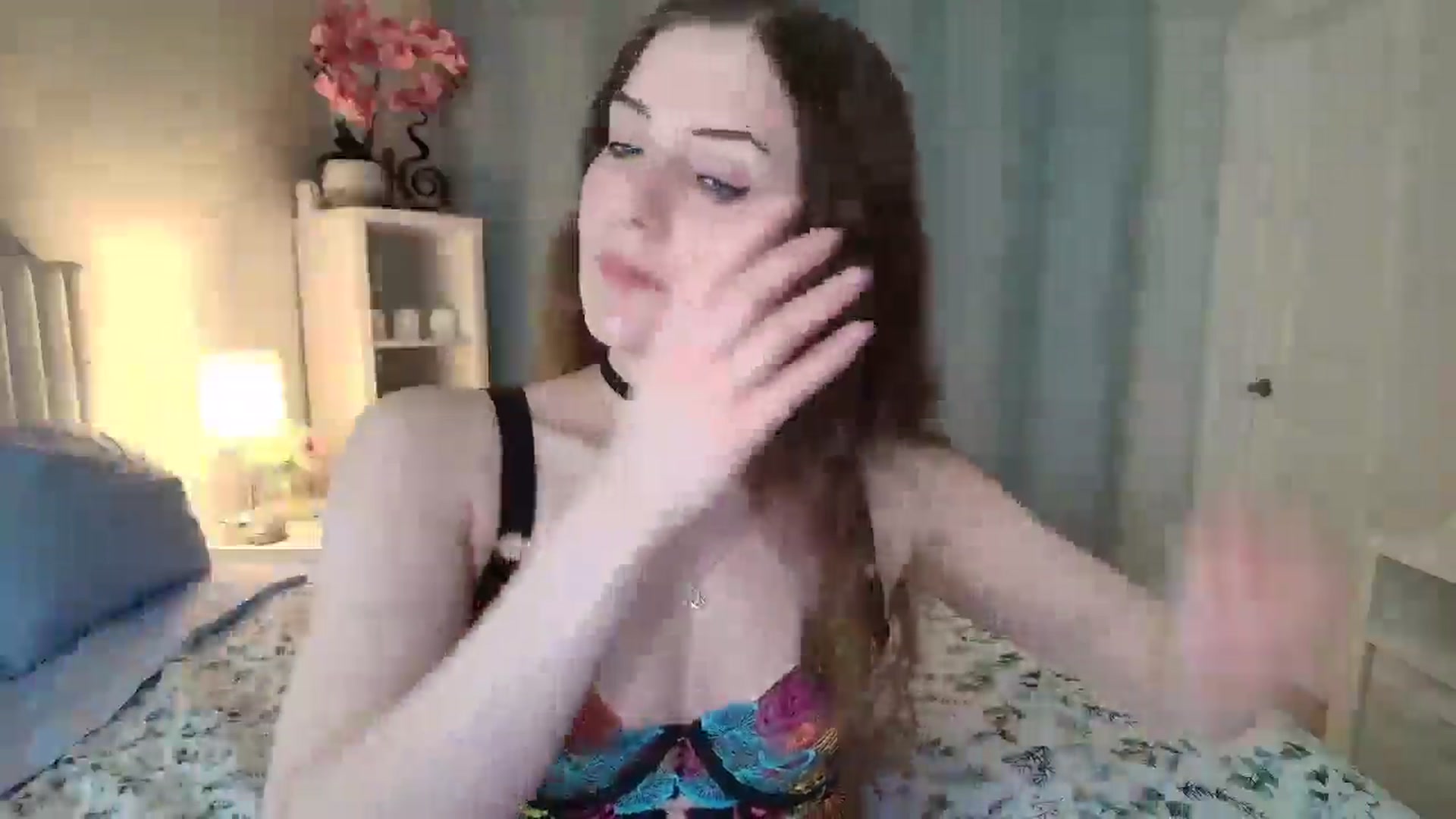 Gallery image thumbnail from AmberPeach's myfreecams stream on, 04/14/2026, 03:32 image 16 of 20