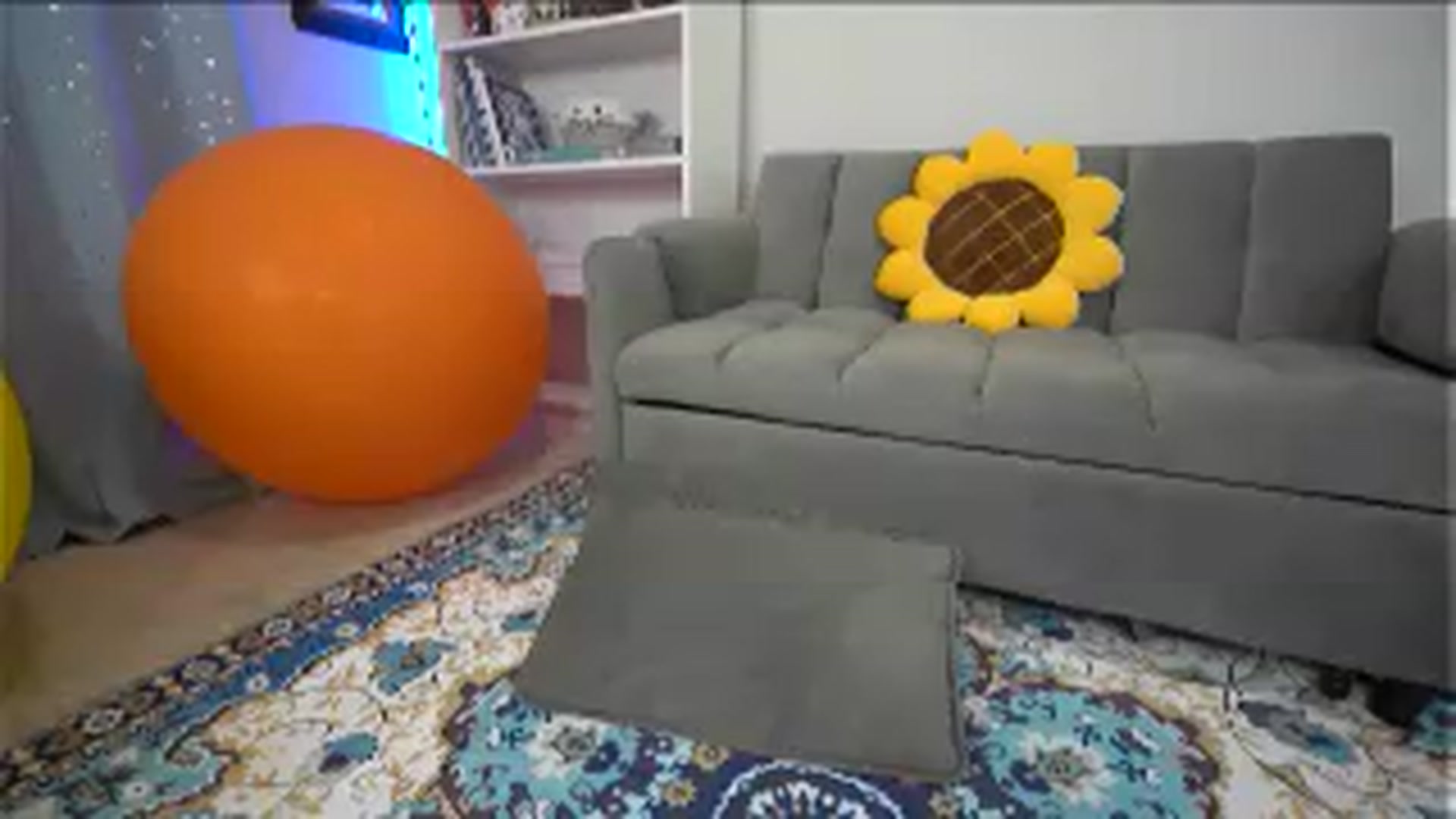 Gallery image thumbnail from AmberPeach's myfreecams stream on, 05/14/2026, 20:33 image 16 of 20