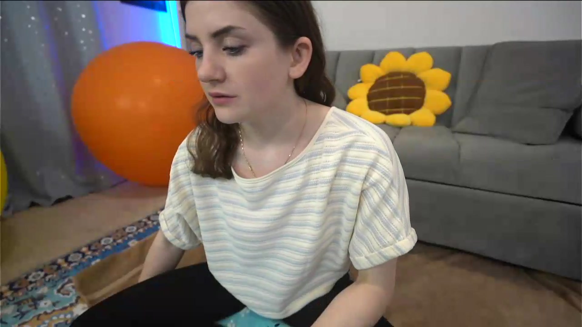 Gallery image thumbnail from AmberPeach's myfreecams stream on, 05/15/2026, 02:44 image 18 of 20