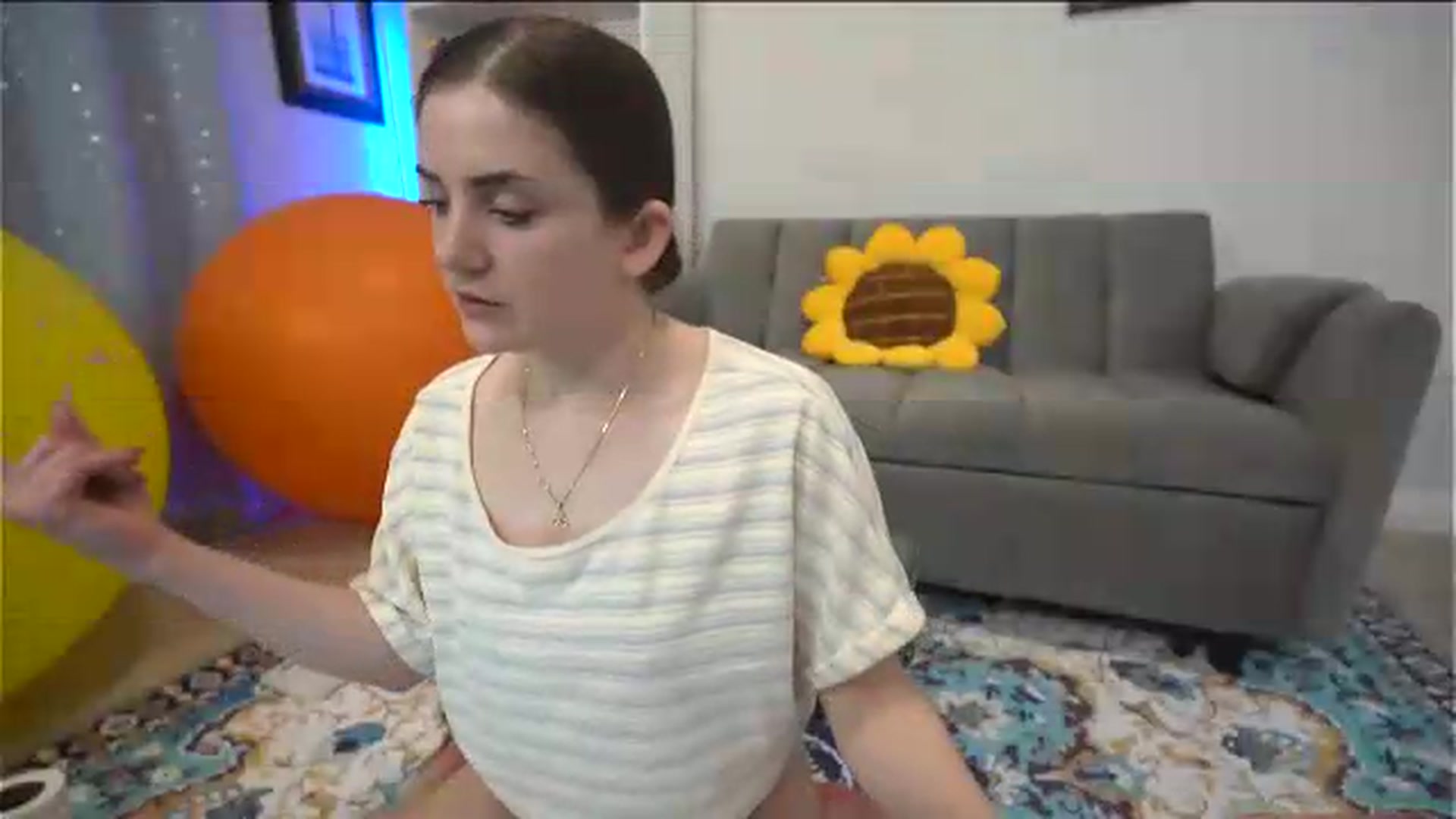 Gallery image thumbnail from AmberPeach's myfreecams stream on, 05/15/2026, 06:42 image 9 of 20
