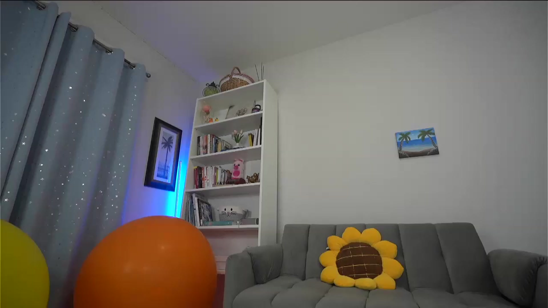 Gallery image thumbnail from AmberPeach's myfreecams stream on, 05/15/2026, 06:42 image 1 of 20