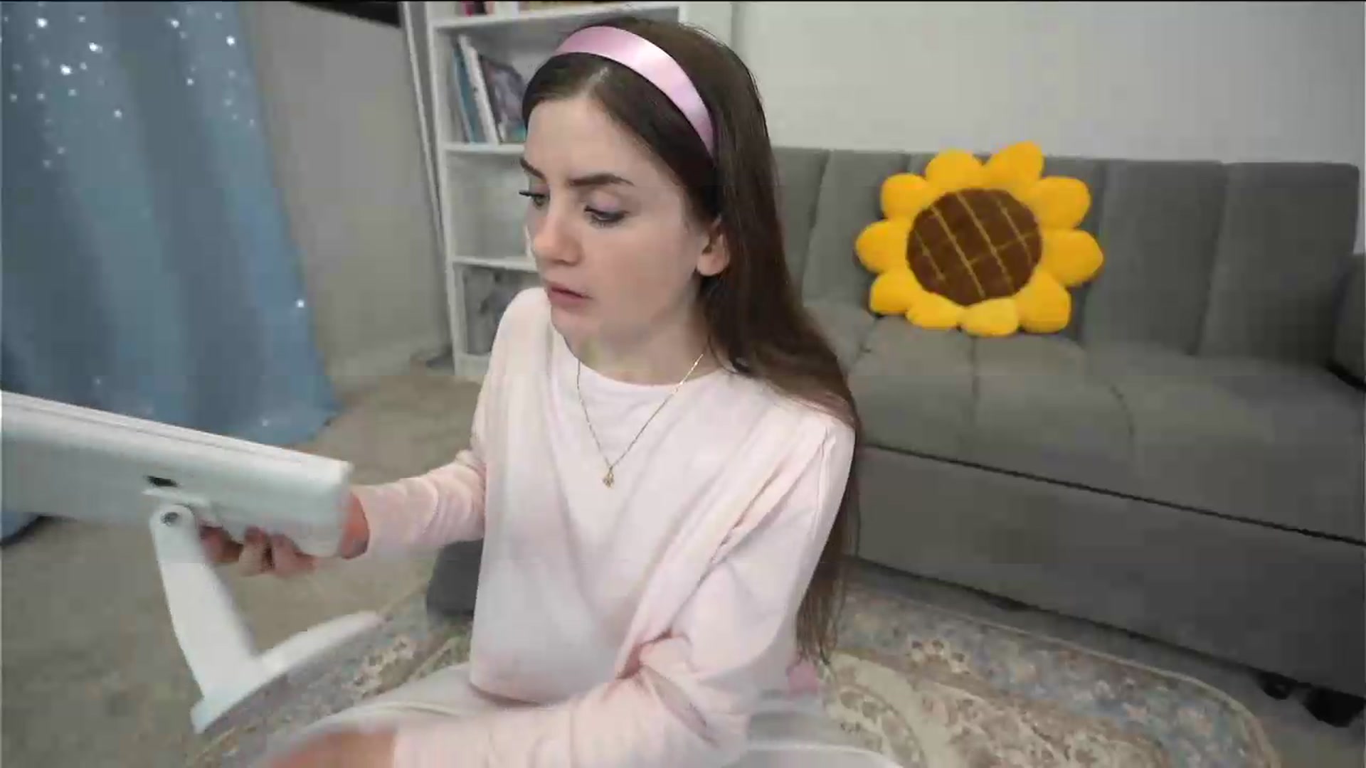 Gallery image thumbnail from AmberPeach's myfreecams stream on, 05/23/2026, 14:22 image 17 of 20